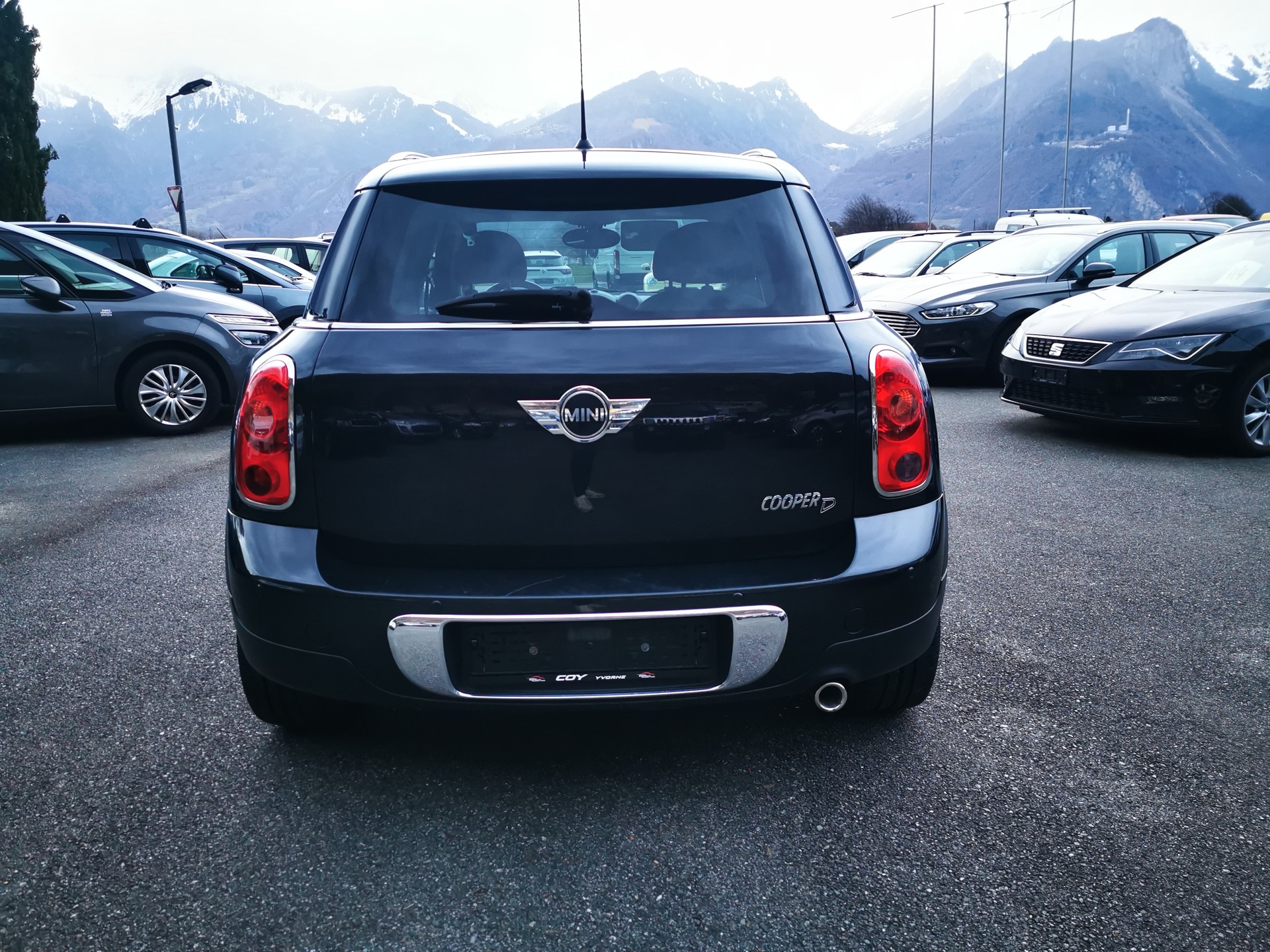 MINI Countryman Cooper D ALL4-image-3