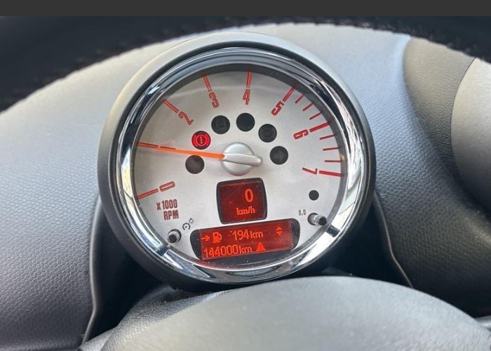 MINI Countryman Cooper D ALL4-image-9