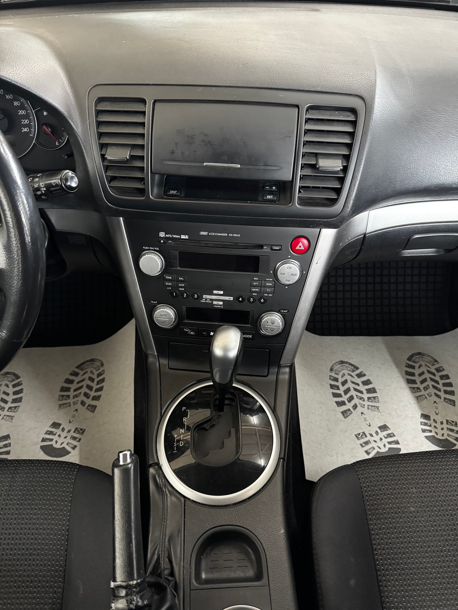 SUBARU Legacy 2.0R AWD Swiss Automatic-image-15