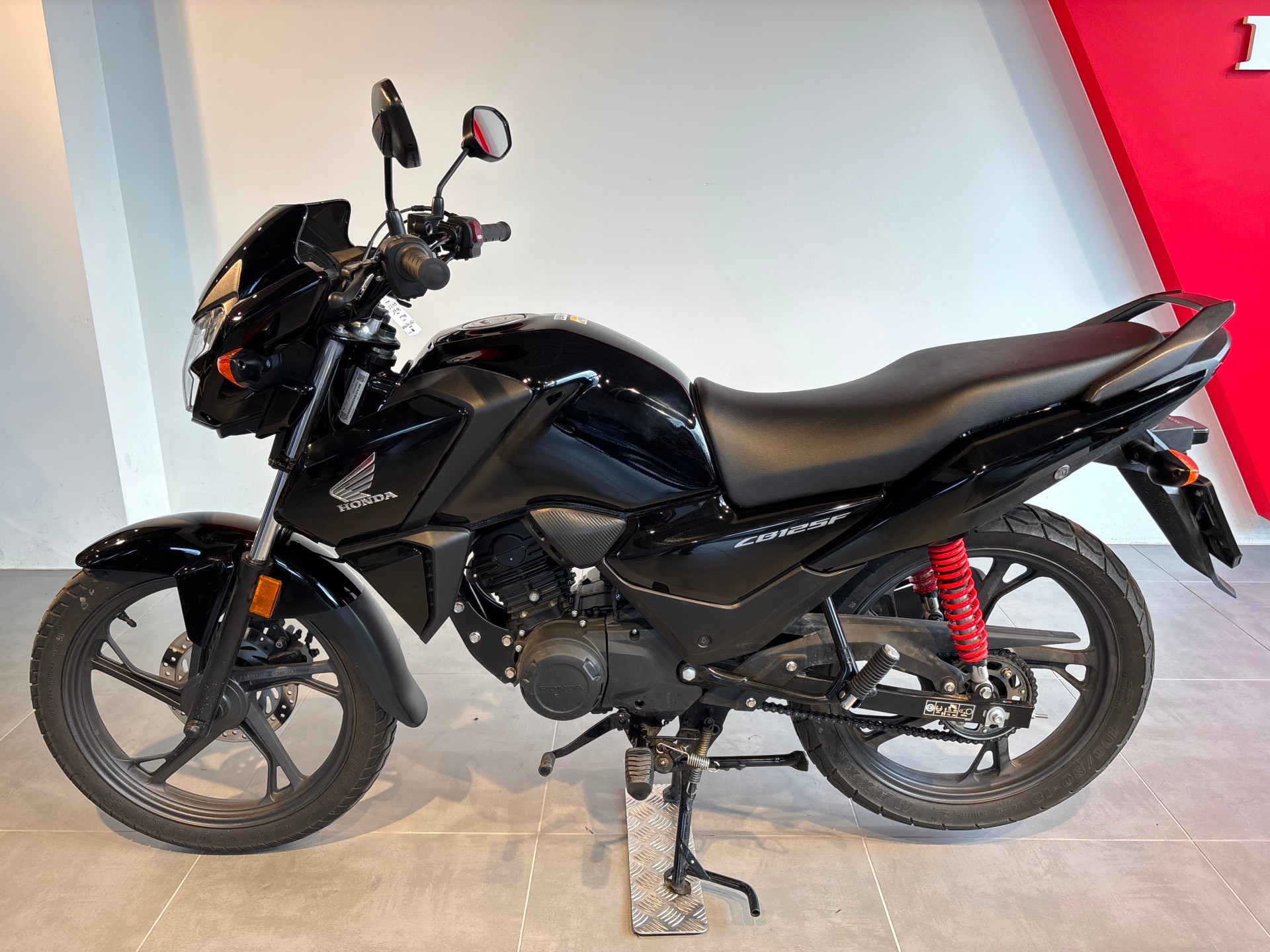 HONDA CBF 125 M-image-7