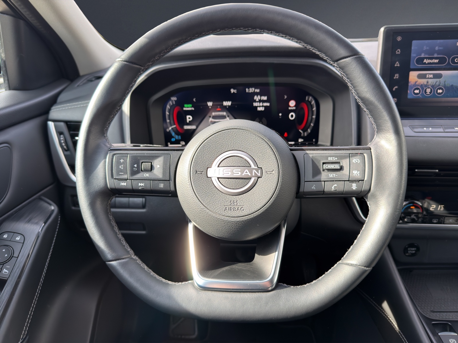 NISSAN Qashqai 1.5 VC-T e-Power Business Edition-image-14