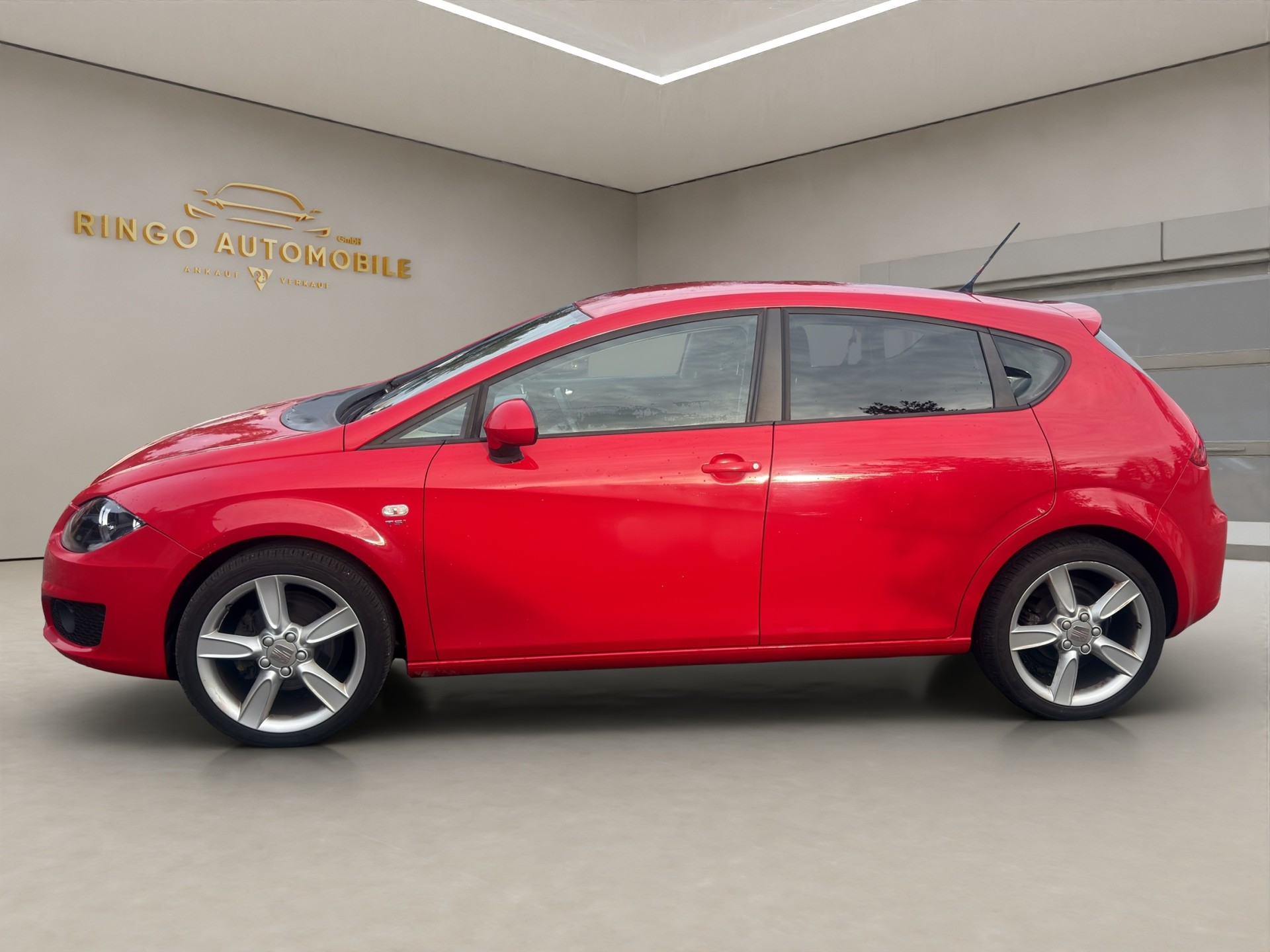 SEAT Leon 1.4 TSI Style-showroom-element-3