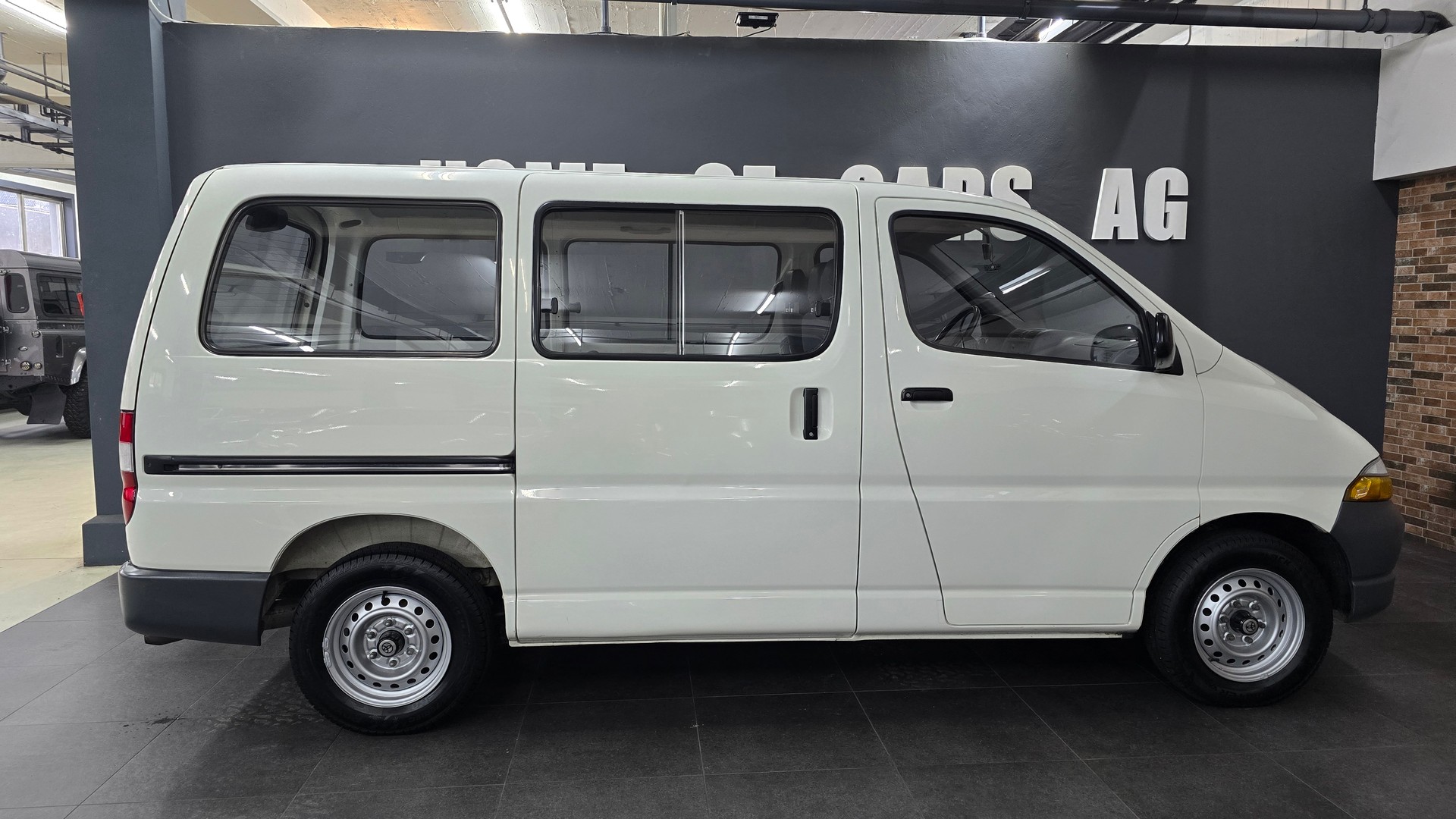 TOYOTA Hiace 2.4 Kombi RCH12-image-13