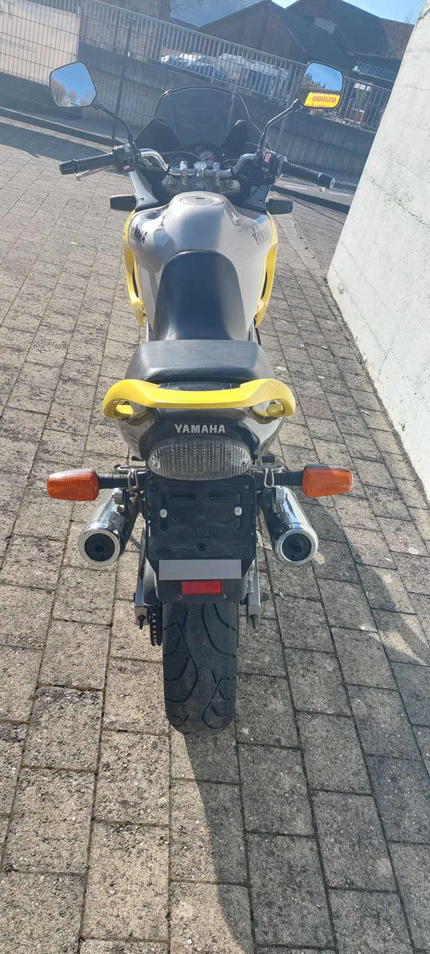 YAMAHA TDM 850-image-3