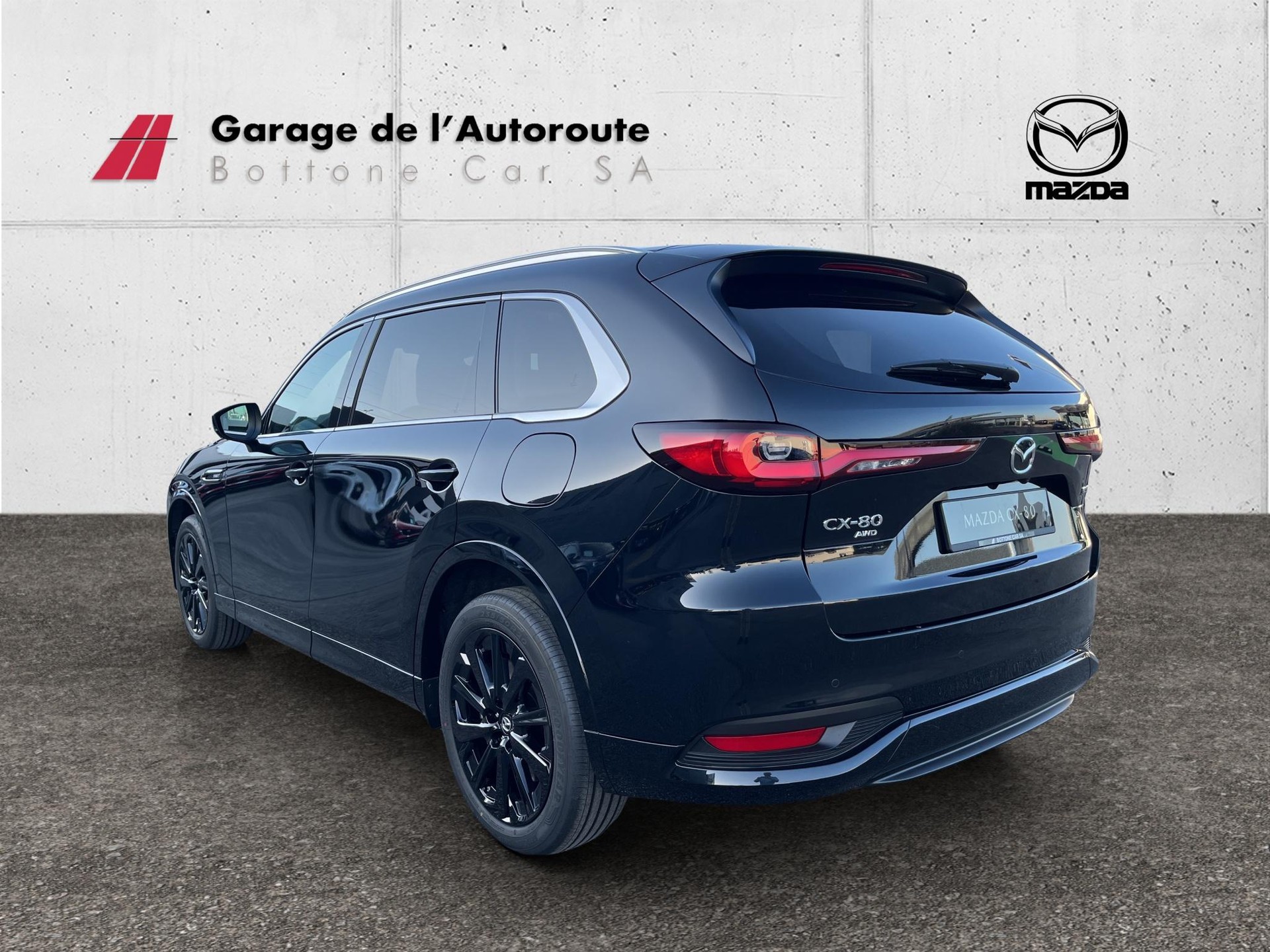 MAZDA CX-80 2.5 PHEV Homura Plus-showroom-element-2