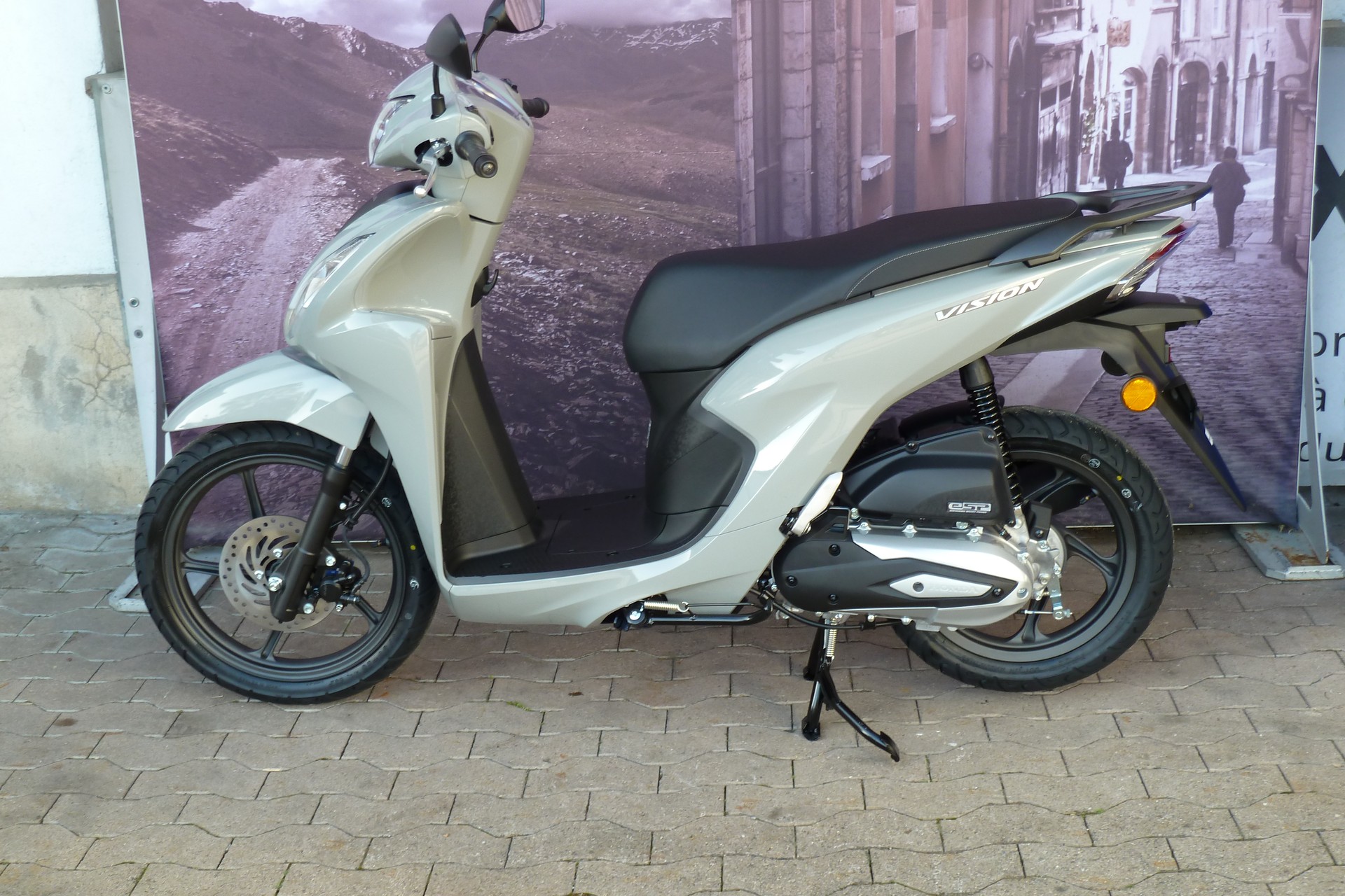 HONDA NSC Vision 110-image-3