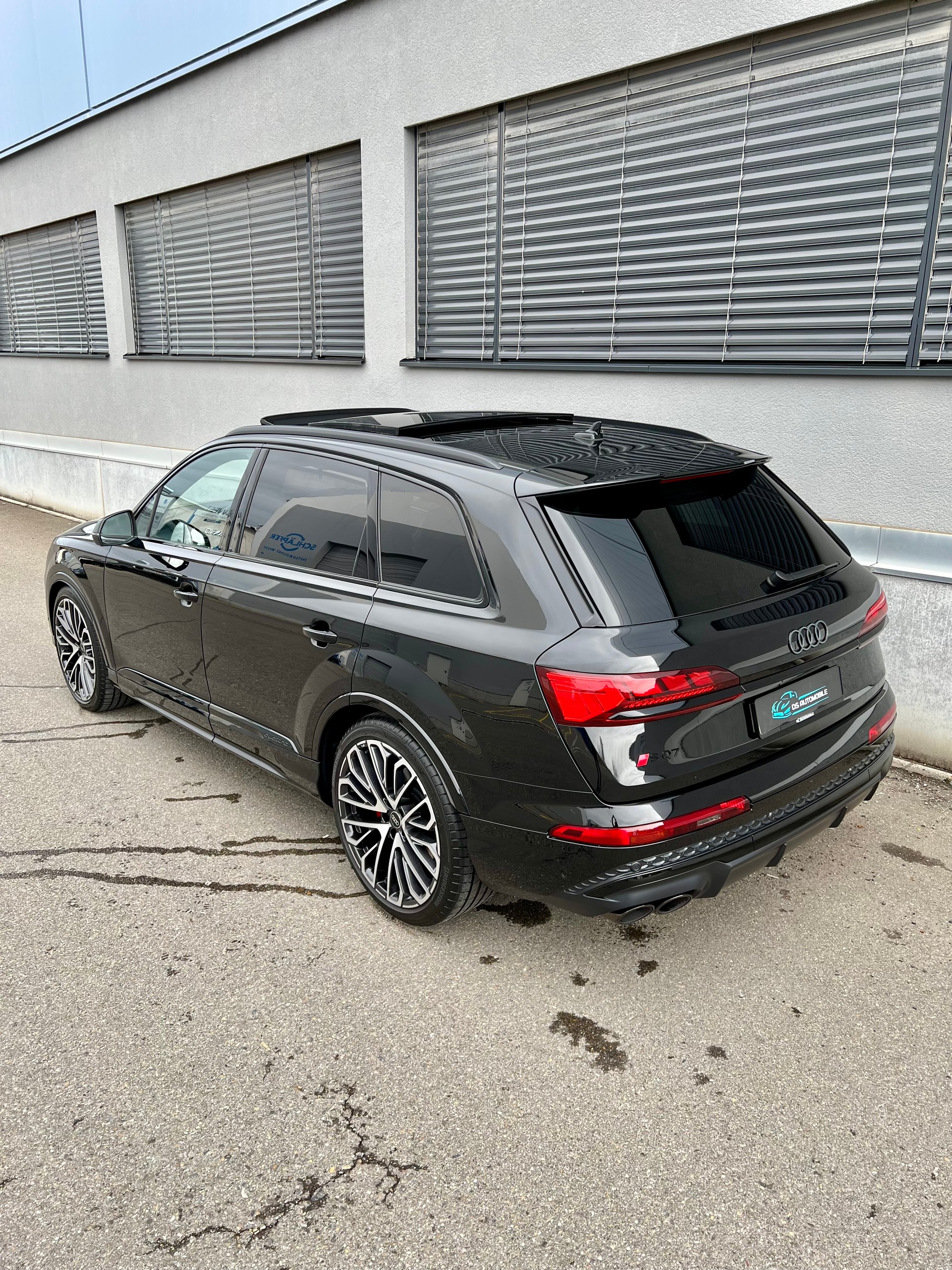AUDI SQ7 TFSI quattro tiptronic-image-29