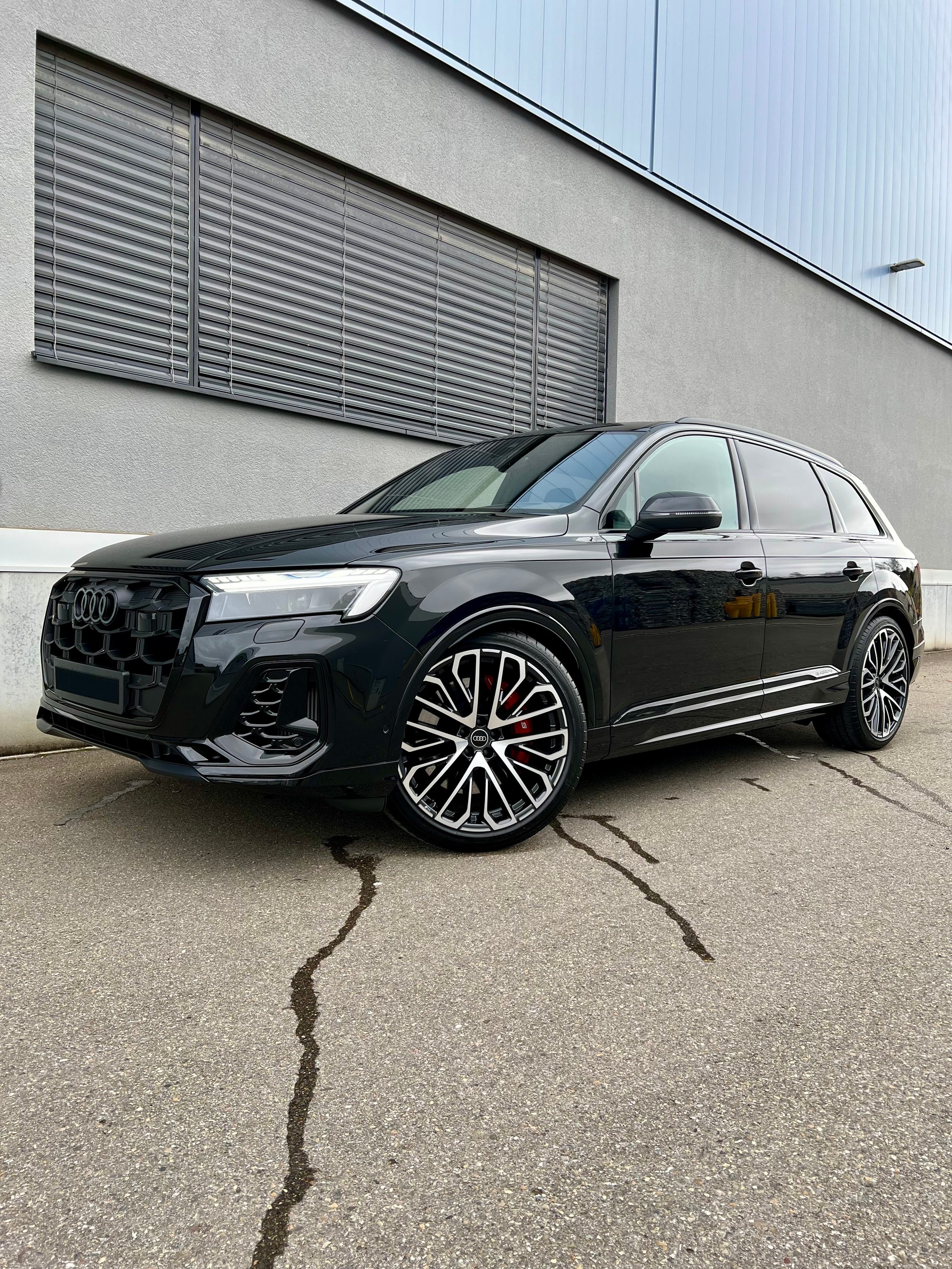 AUDI SQ7 TFSI quattro tiptronic