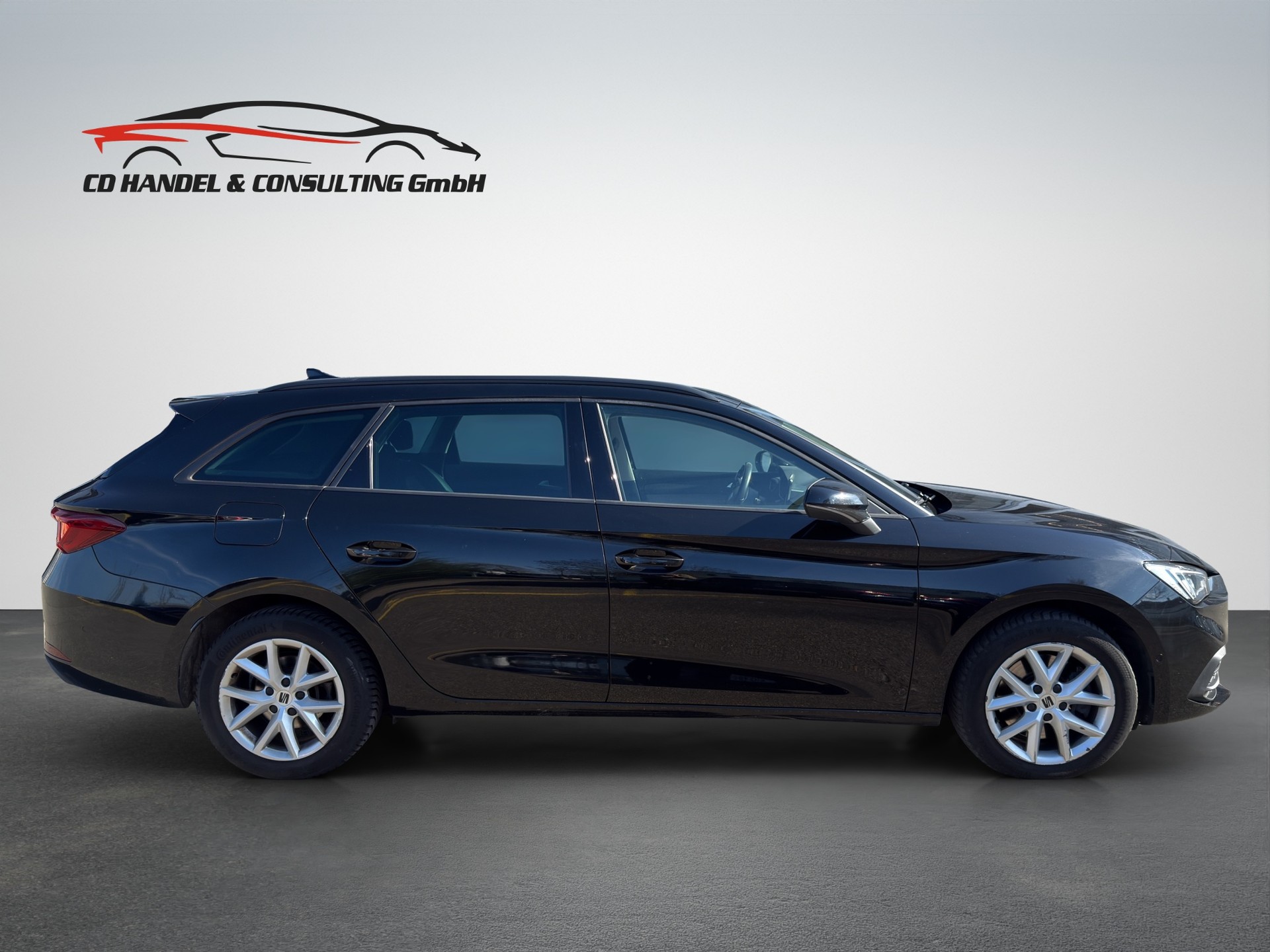 SEAT Leon ST 2.0 TDI EVO DSG 4Drive Style-image-5