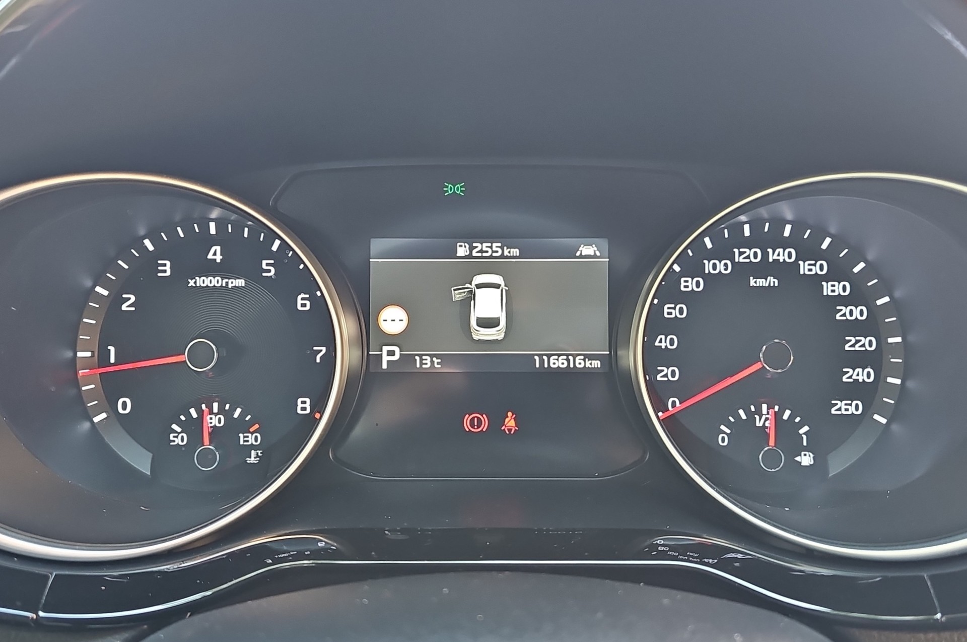 KIA ProCeed 1.6 T-GDi GT DCT-image-17