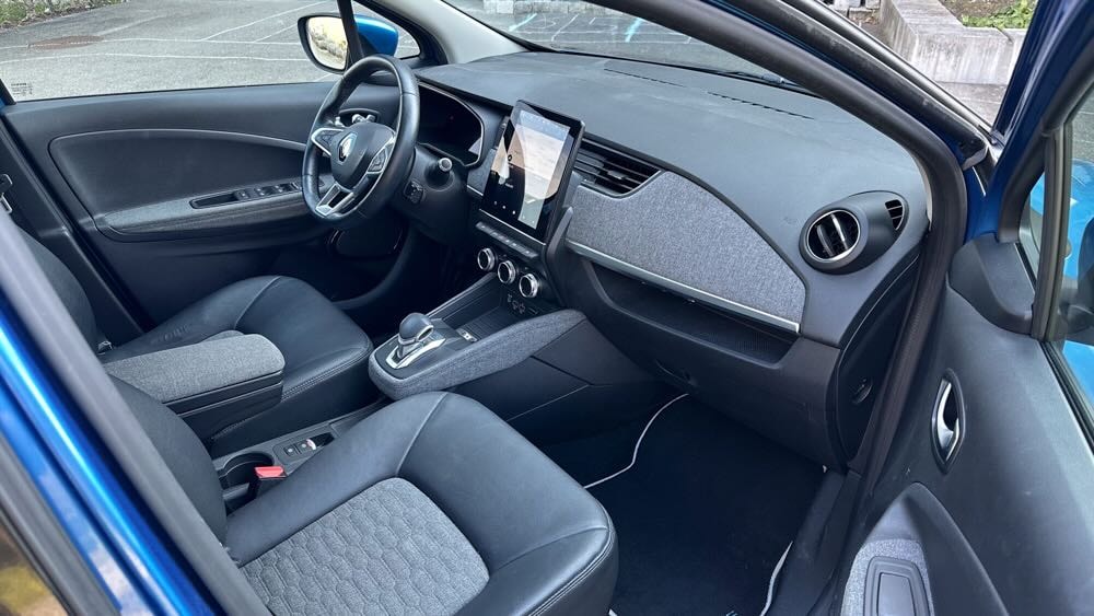 RENAULT Zoe R135 Intens · inkl. Batterie · Zertifikat 93 % · frisch ab MFK · Garantie '28-image-8