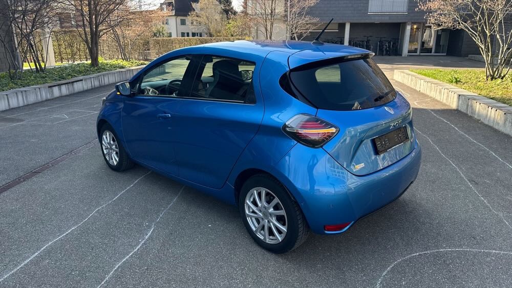 RENAULT Zoe R135 Intens · inkl. Batterie · Zertifikat 93 % · frisch ab MFK · Garantie '28-image-3