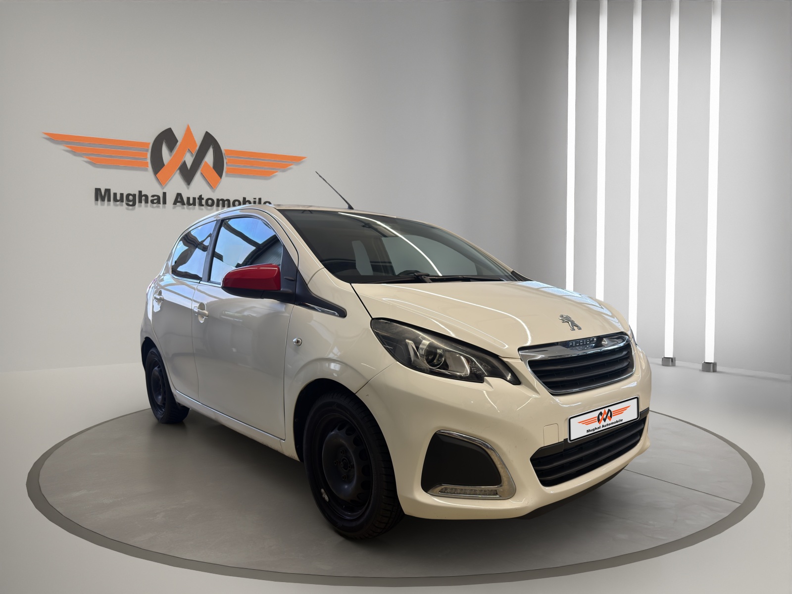 PEUGEOT 108 1.2 VTi Active-image-1
