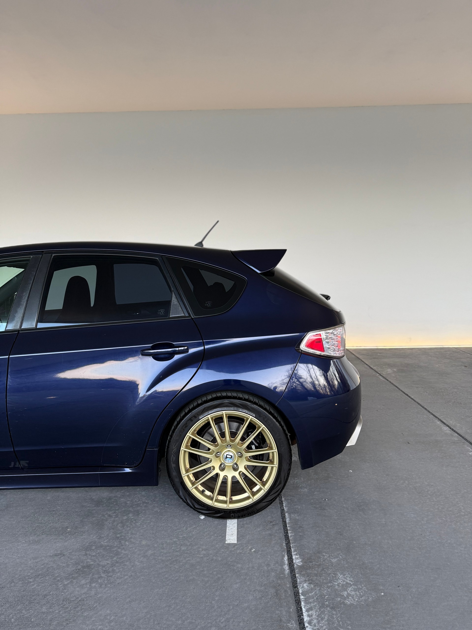 SUBARU 2.5 Turbo 4WD WRX STI Sport-showroom-element-2