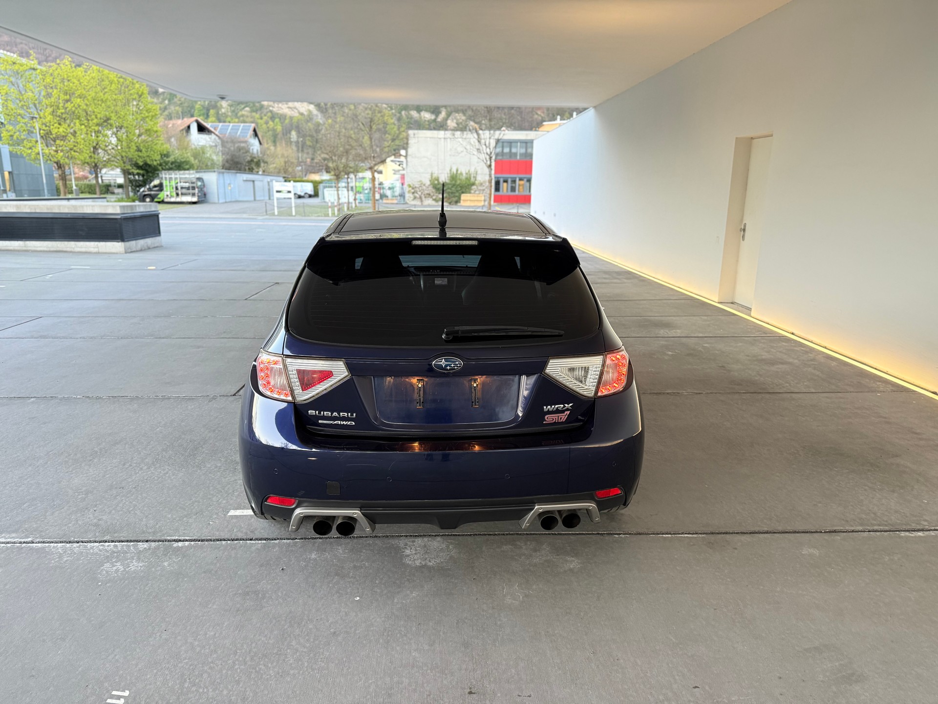 SUBARU 2.5 Turbo 4WD WRX STI Sport-showroom-element-3