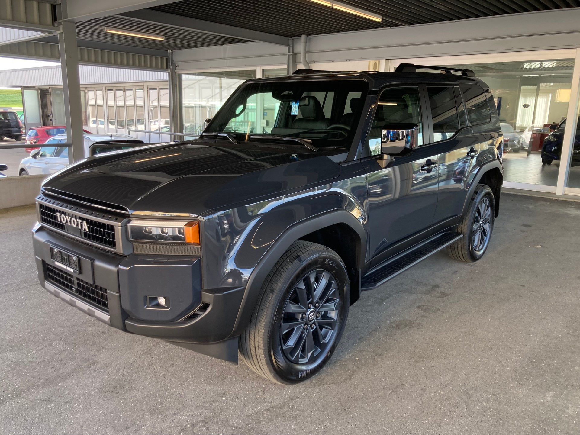 TOYOTA Land Cruiser 2.8TD Invincible