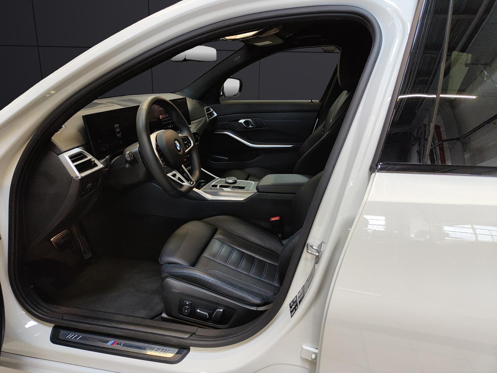 BMW 320d xDrive Attraktiven Leasingzinssatz ab 1,9 % bei Abschluss einer BMW Fahrzeugversicherung.-showroom-element-1