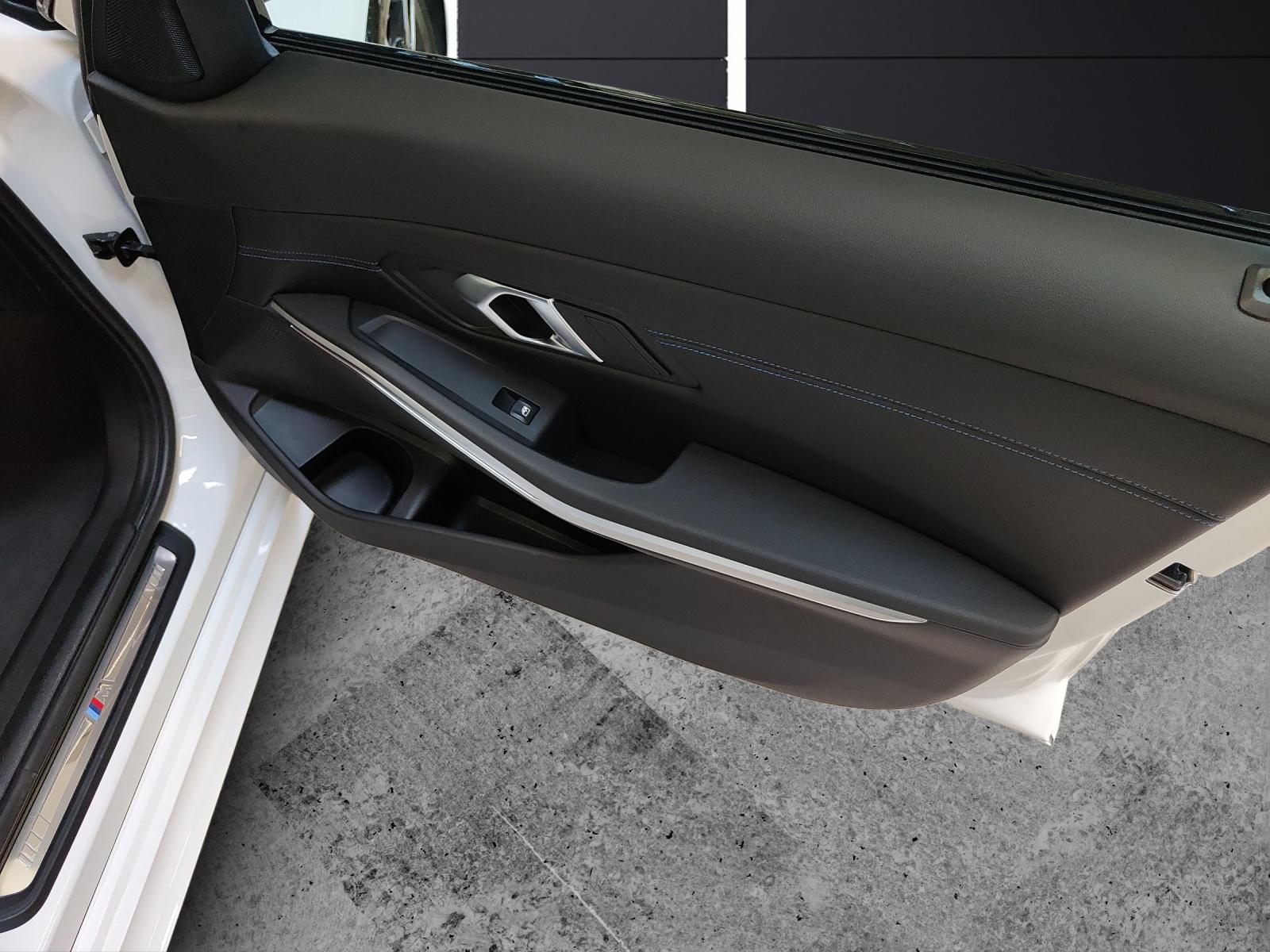BMW 320d xDrive Attraktiven Leasingzinssatz ab 1,9 % bei Abschluss einer BMW Fahrzeugversicherung.-image-20