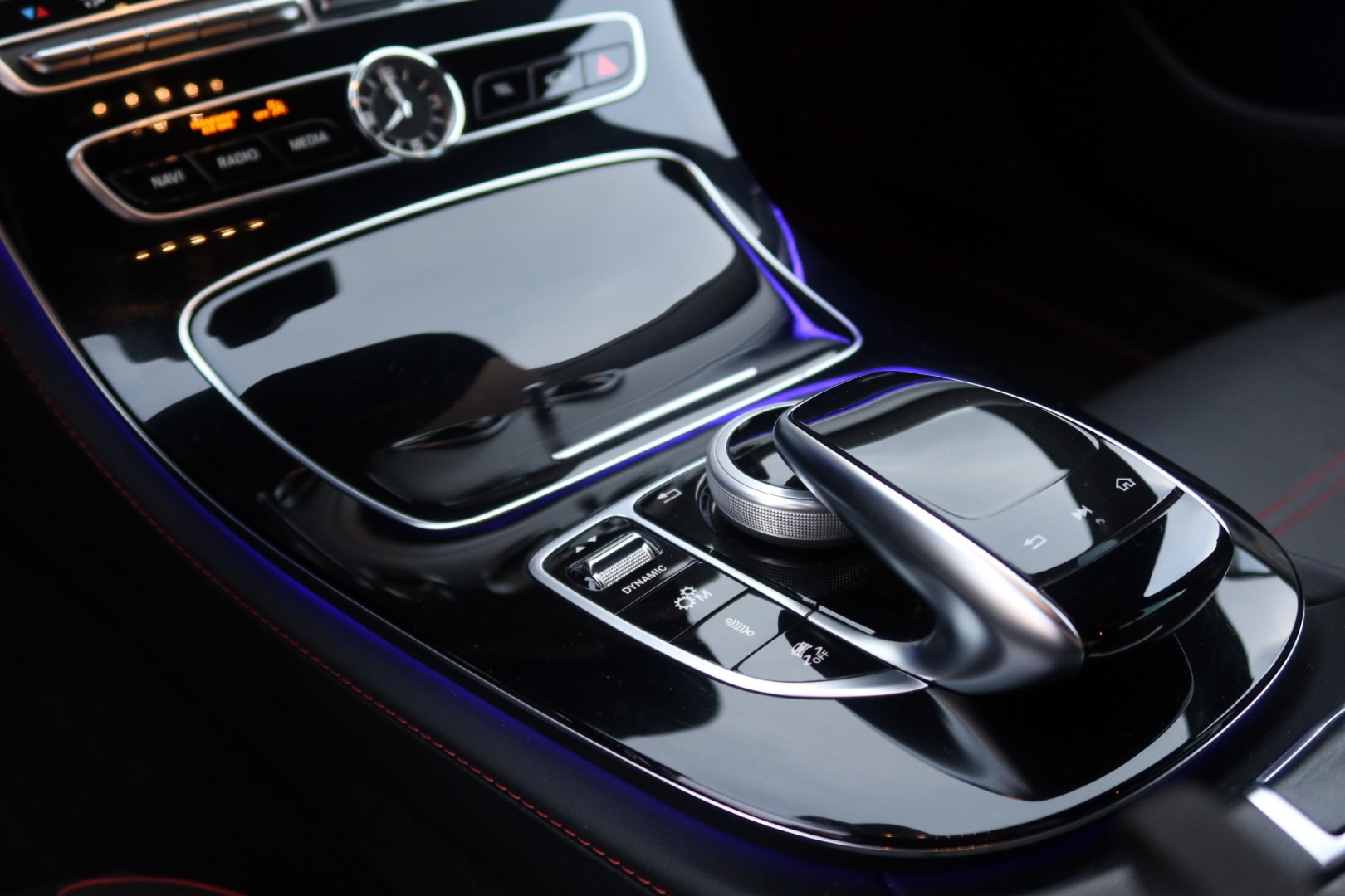 MERCEDES-BENZ E 43 AMG 4Matic 9G-Tronic (CH)-image-18