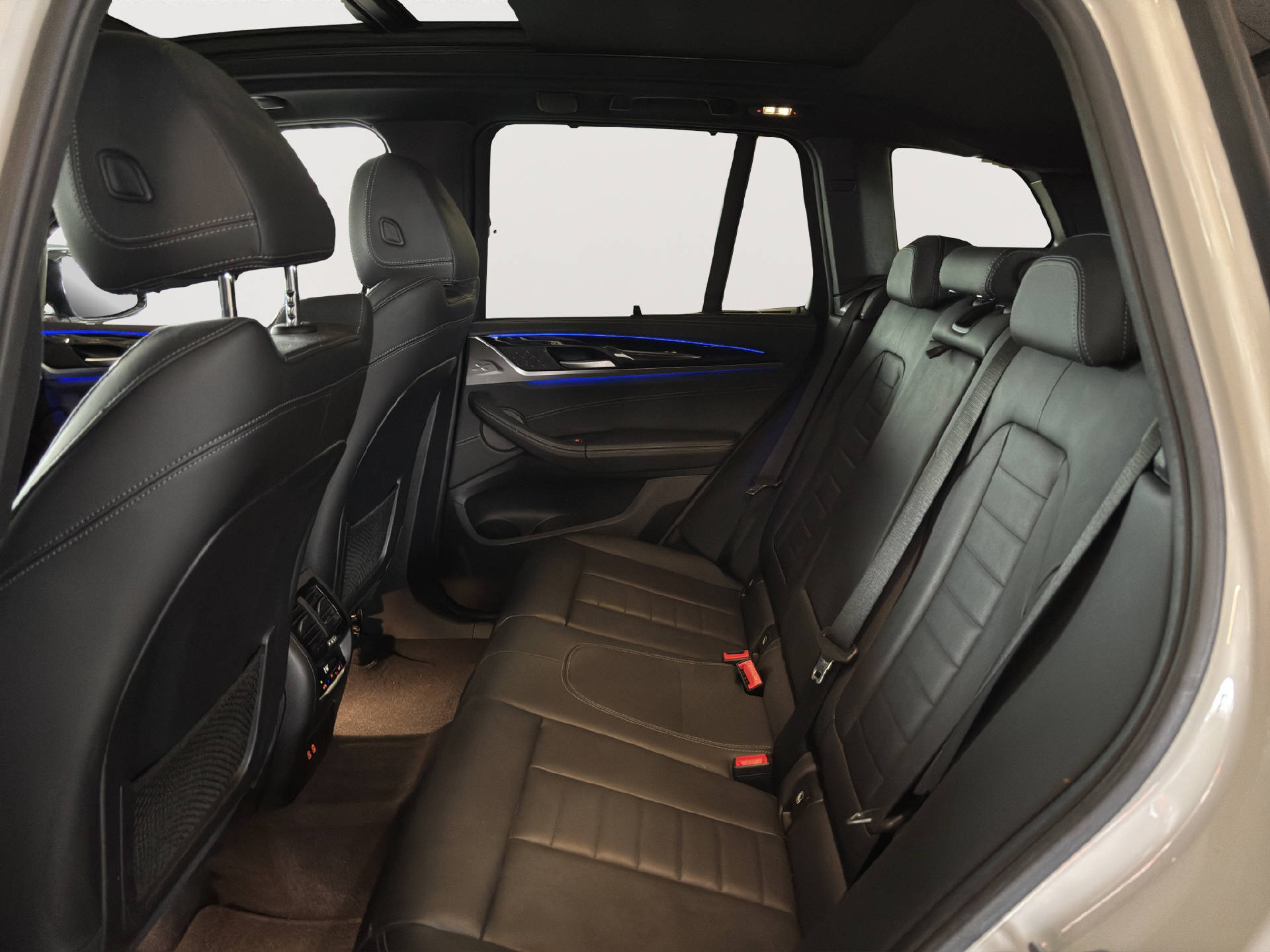 BMW X3 M40d-image-16