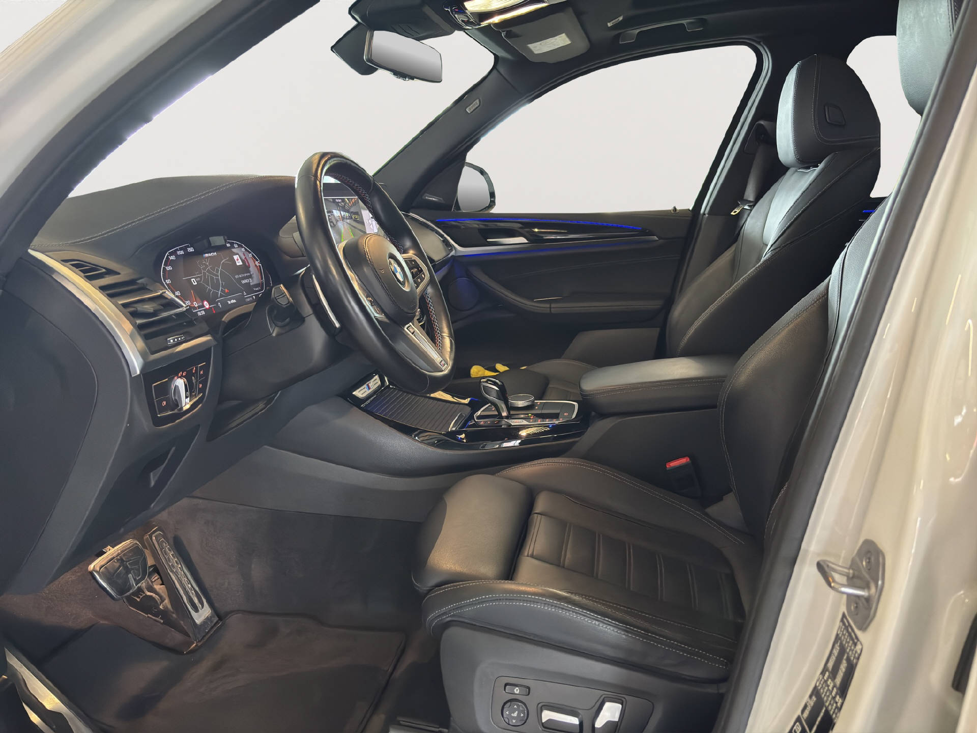 BMW X3 M40d-image-10