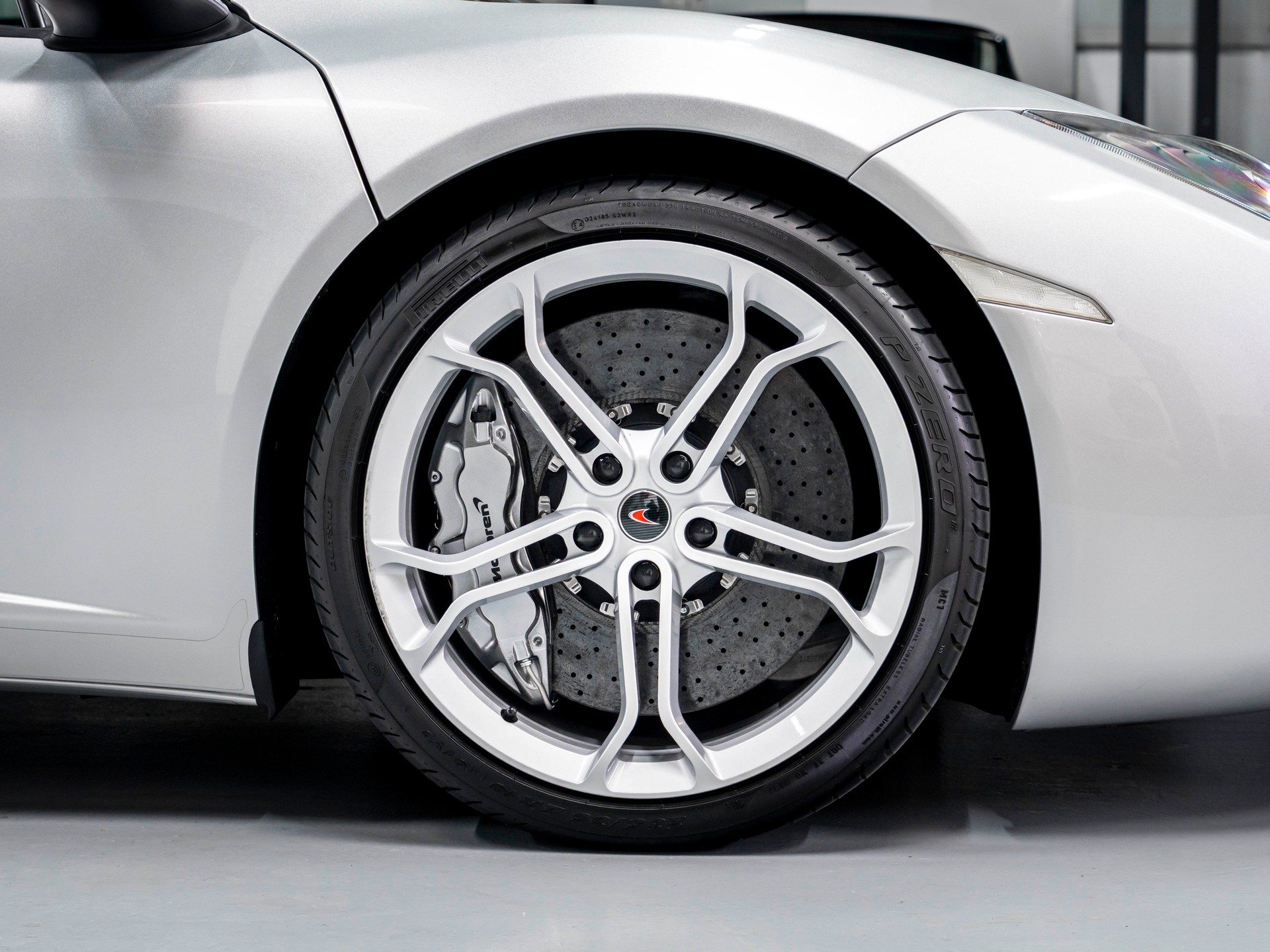 McLAREN MP4-12C Coupé 3.8 V8 SSG-image-15