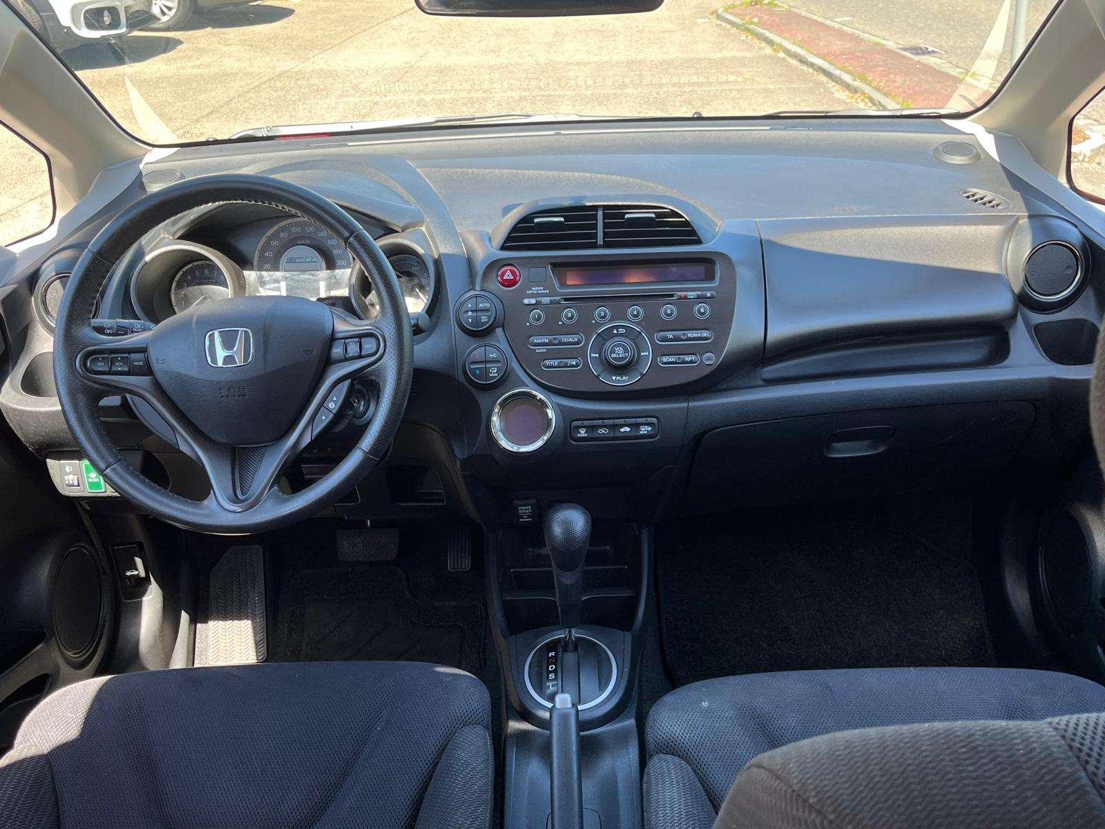 HONDA Jazz 1.3i Hybrid Comfort CVT-image-8