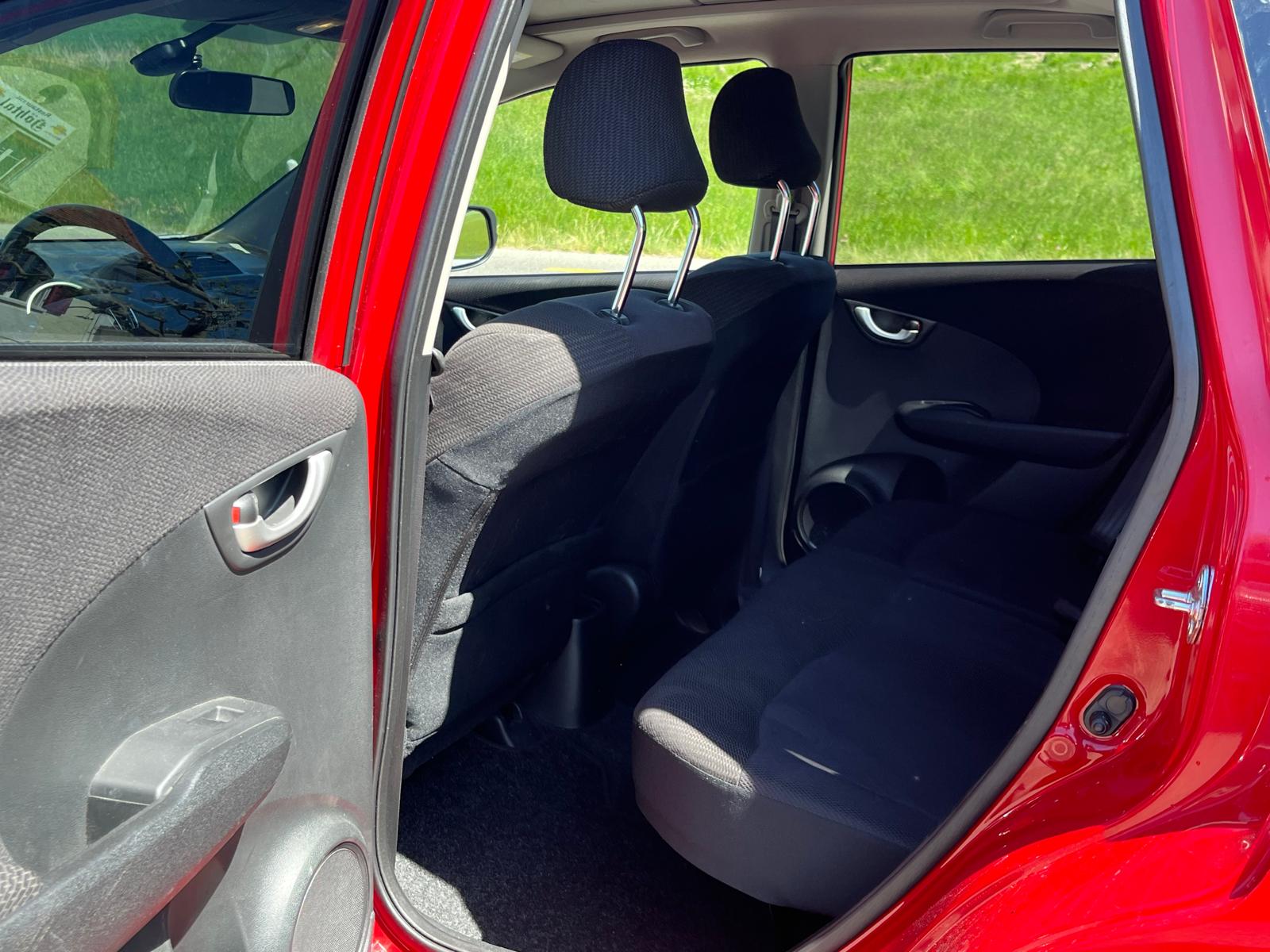 HONDA Jazz 1.3i Hybrid Comfort CVT-image-12