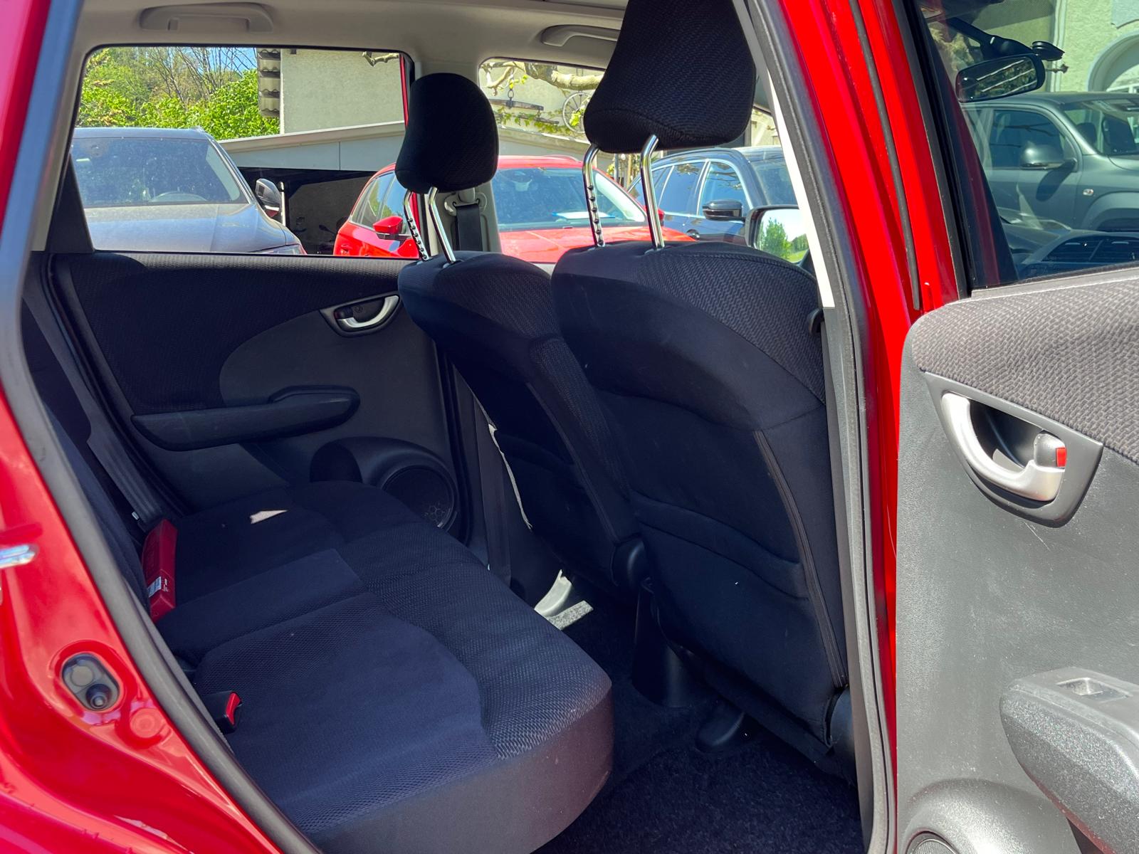 HONDA Jazz 1.3i Hybrid Comfort CVT-image-11