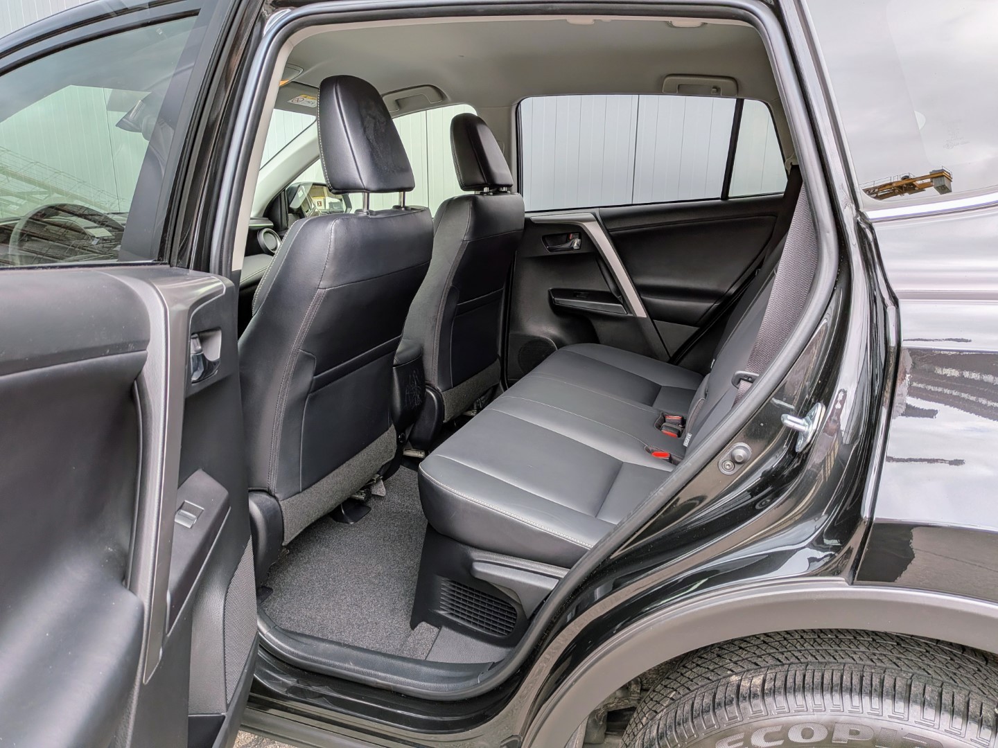 TOYOTA RAV-4 2.5 HSD Sol Premium e-CVT-image-10