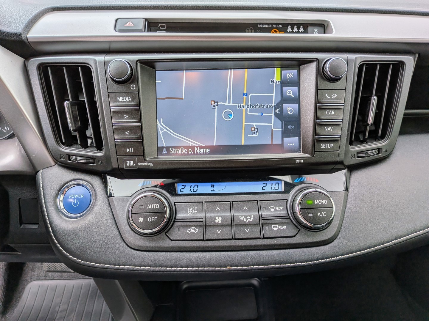 TOYOTA RAV-4 2.5 HSD Sol Premium e-CVT-showroom-element-3