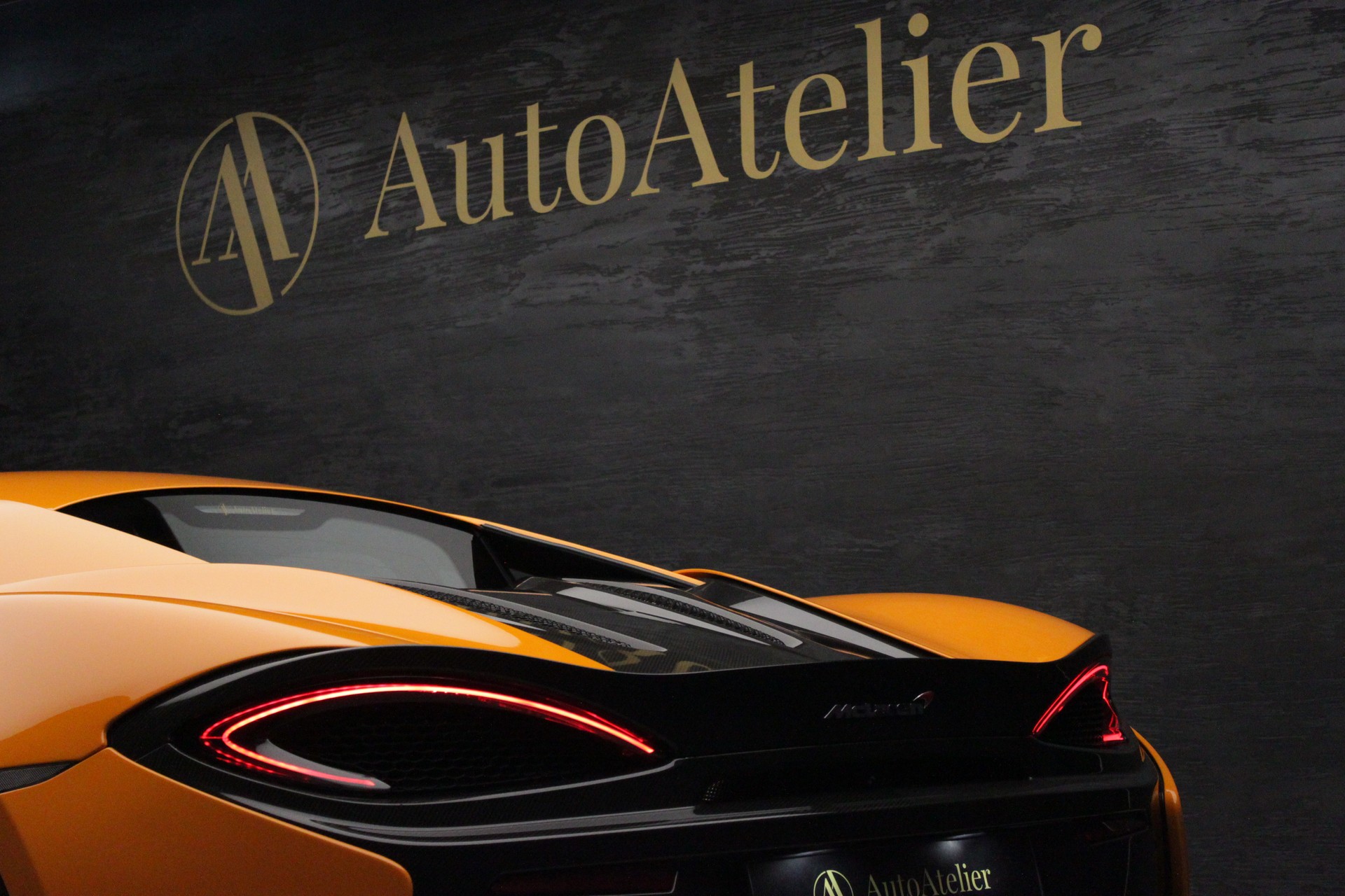 McLAREN 570S Coupé 3.8 V8 SSG-image-13