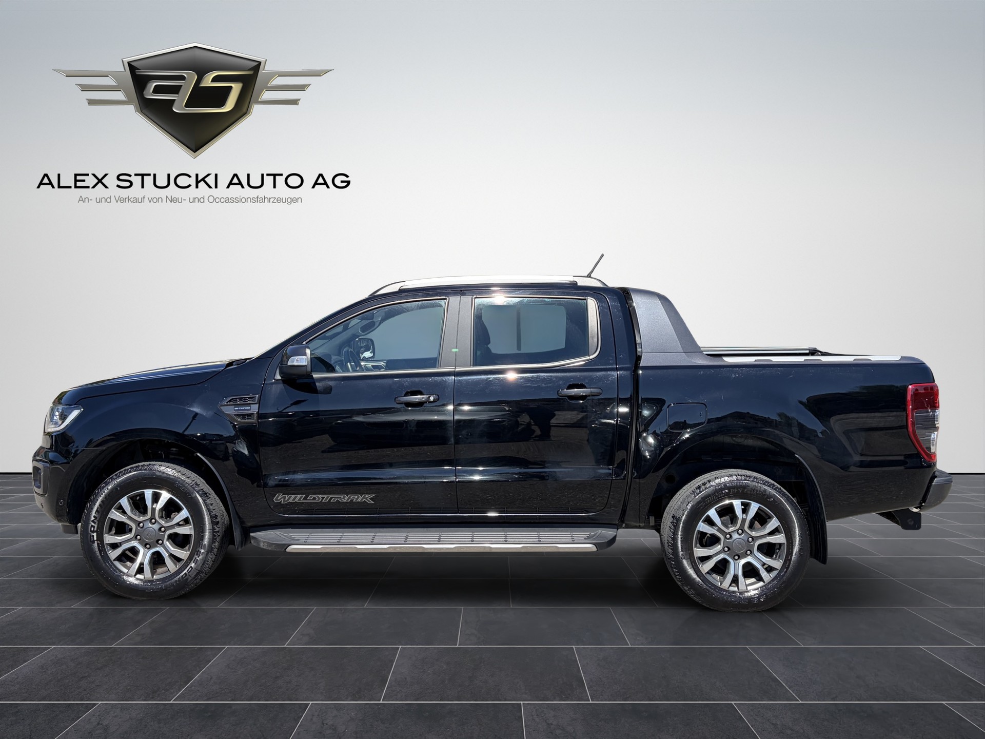 FORD Ranger Wildtrak 2.0 Eco Blue 4x4 A-showroom-element-3