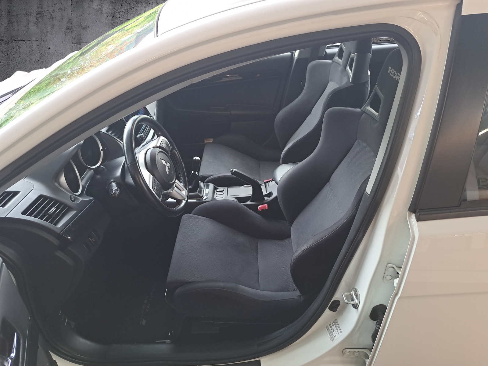 MITSUBISHI Lancer 2.0 T MIVEC EVO Final E-image-9