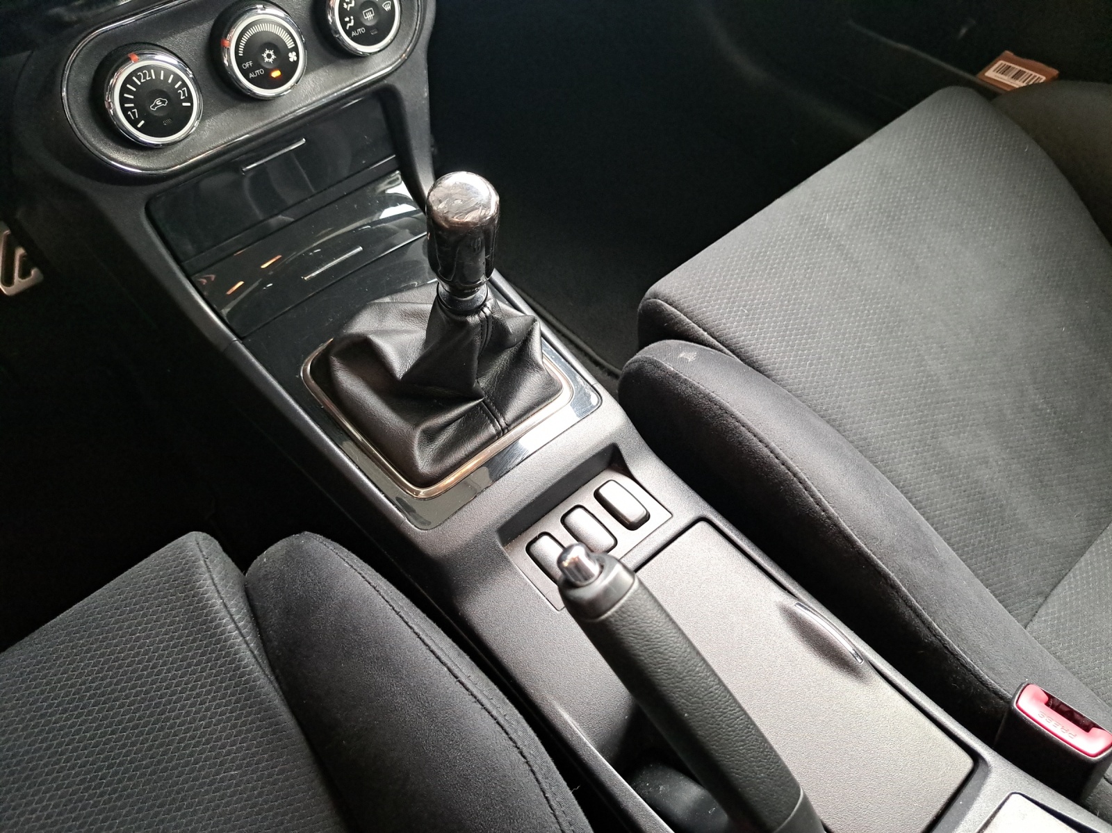 MITSUBISHI Lancer 2.0 T MIVEC EVO Final E-image-12