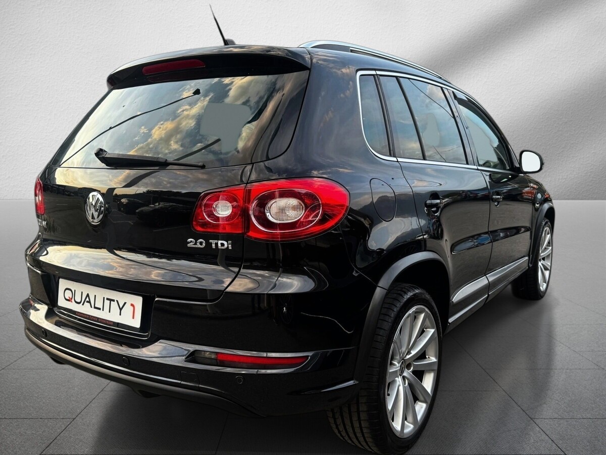 VW Tiguan 2.0 TDI Sport&Style Tiptronic R-Line-image-6
