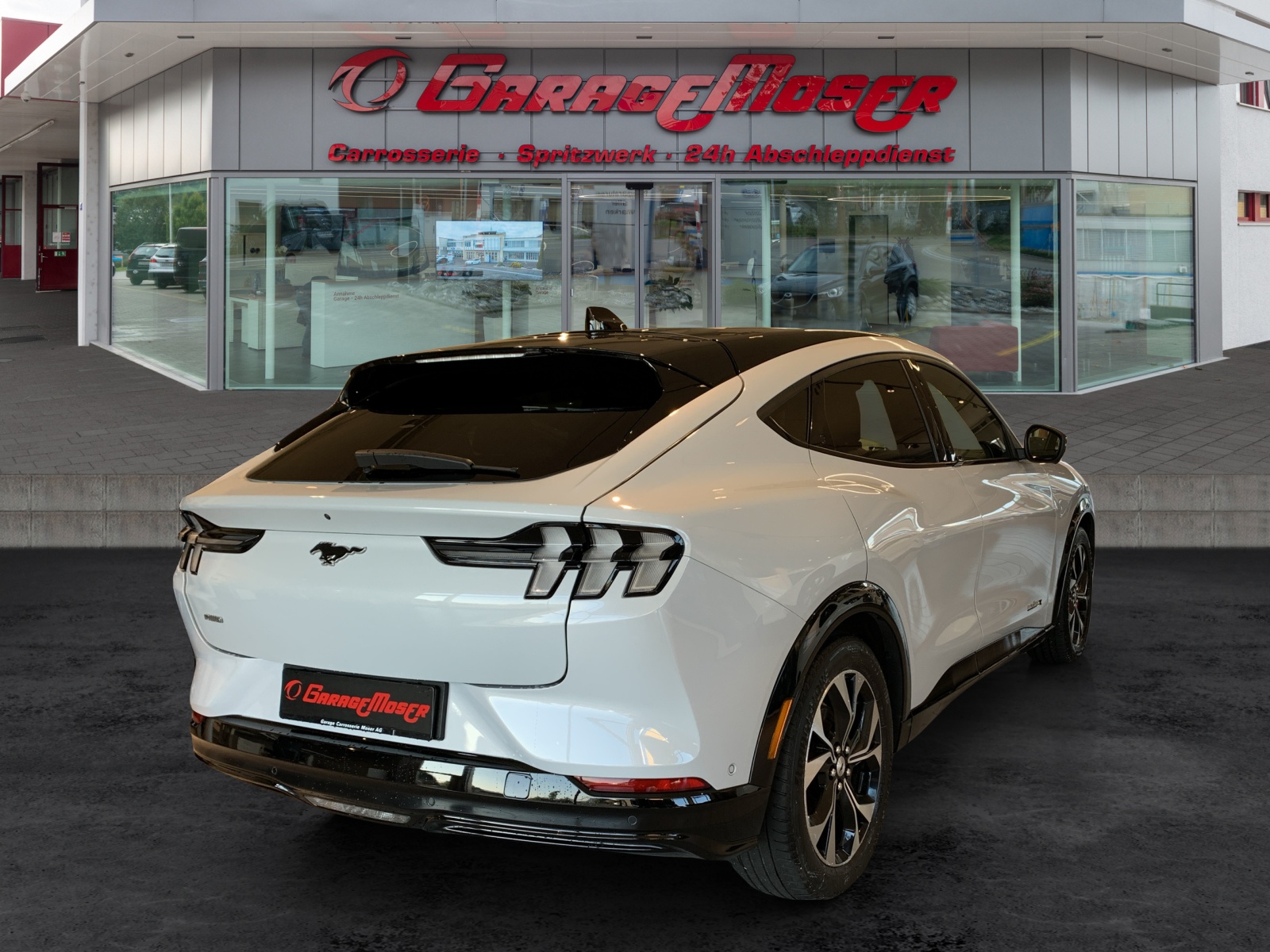 FORD Mustang Mach-E Extended AWD-image-4