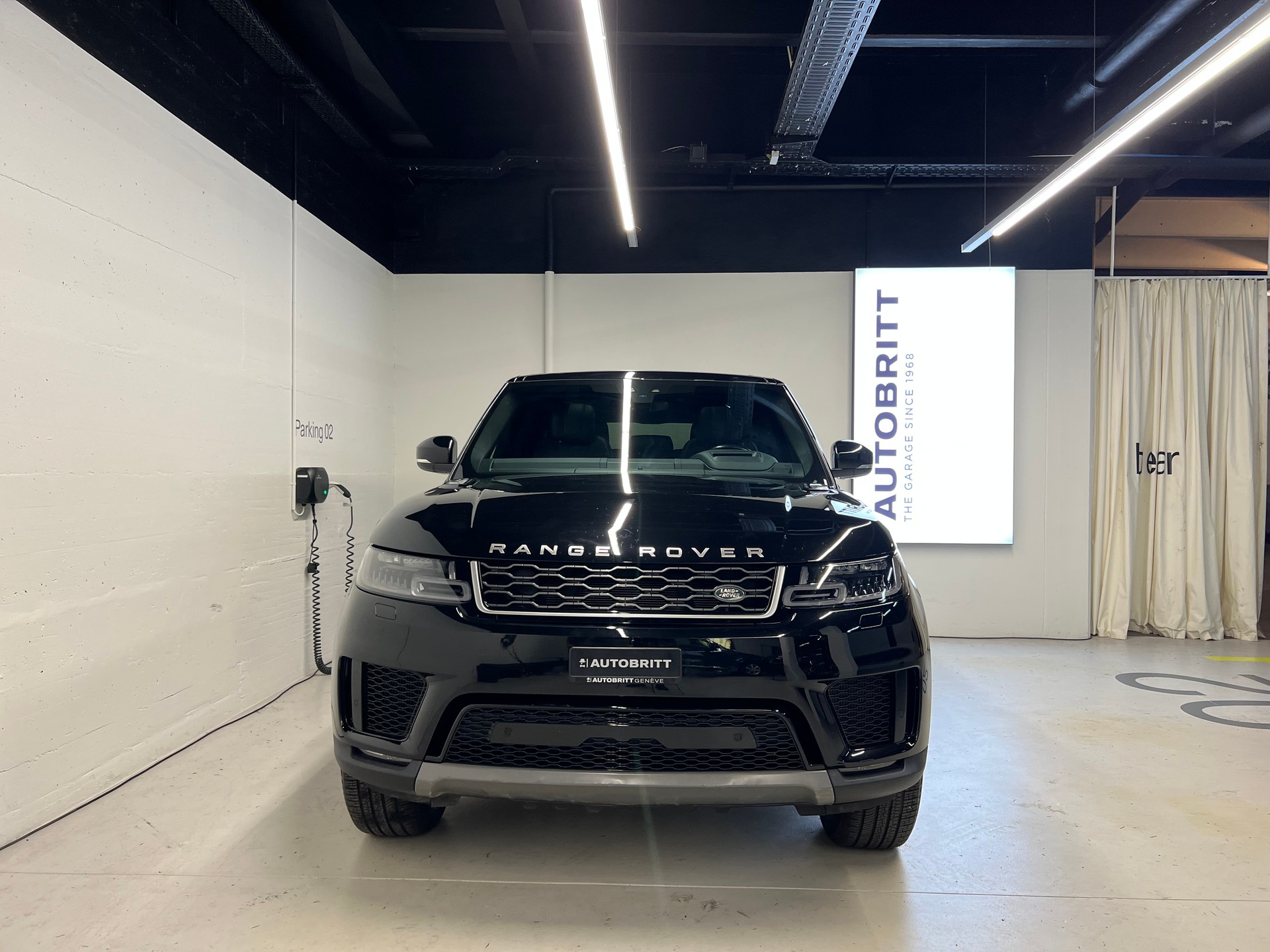 LAND ROVER Range Rover Sport 2.0 Si4 SE-image-9