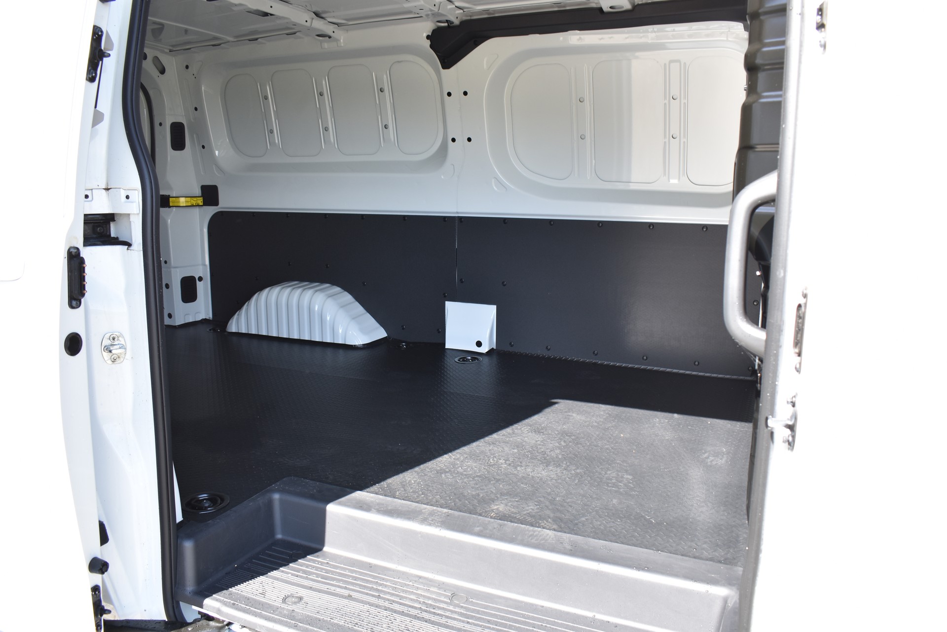 MAXUS eDeliver 7 L2 77kWh-image-9