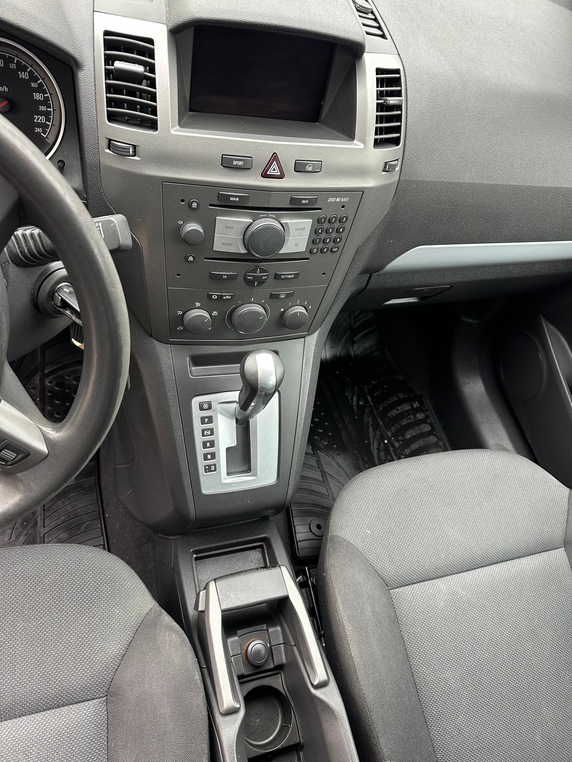 OPEL Zafira 1.9 CDTI Enjoy Automatic-image-5