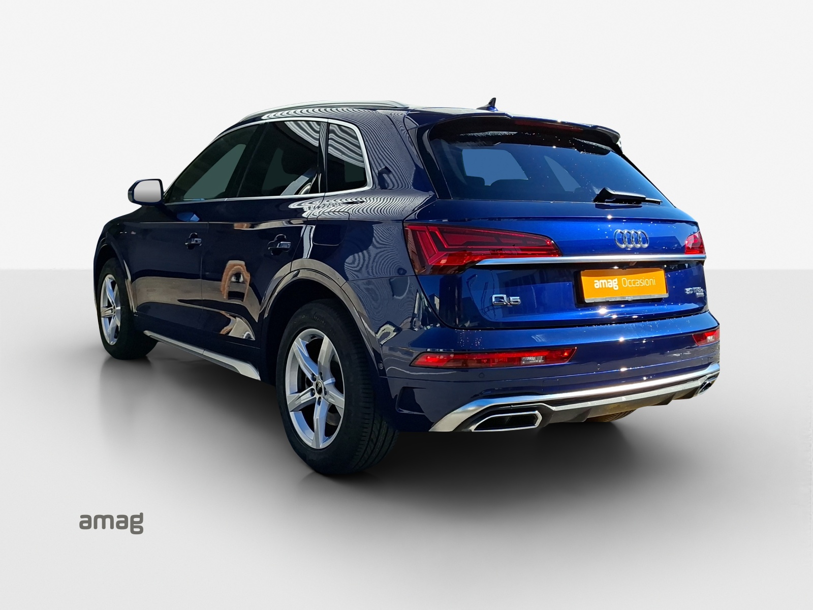 AUDI Q5 50 TFSI e PHEV S line quattro S-tronic-image-2