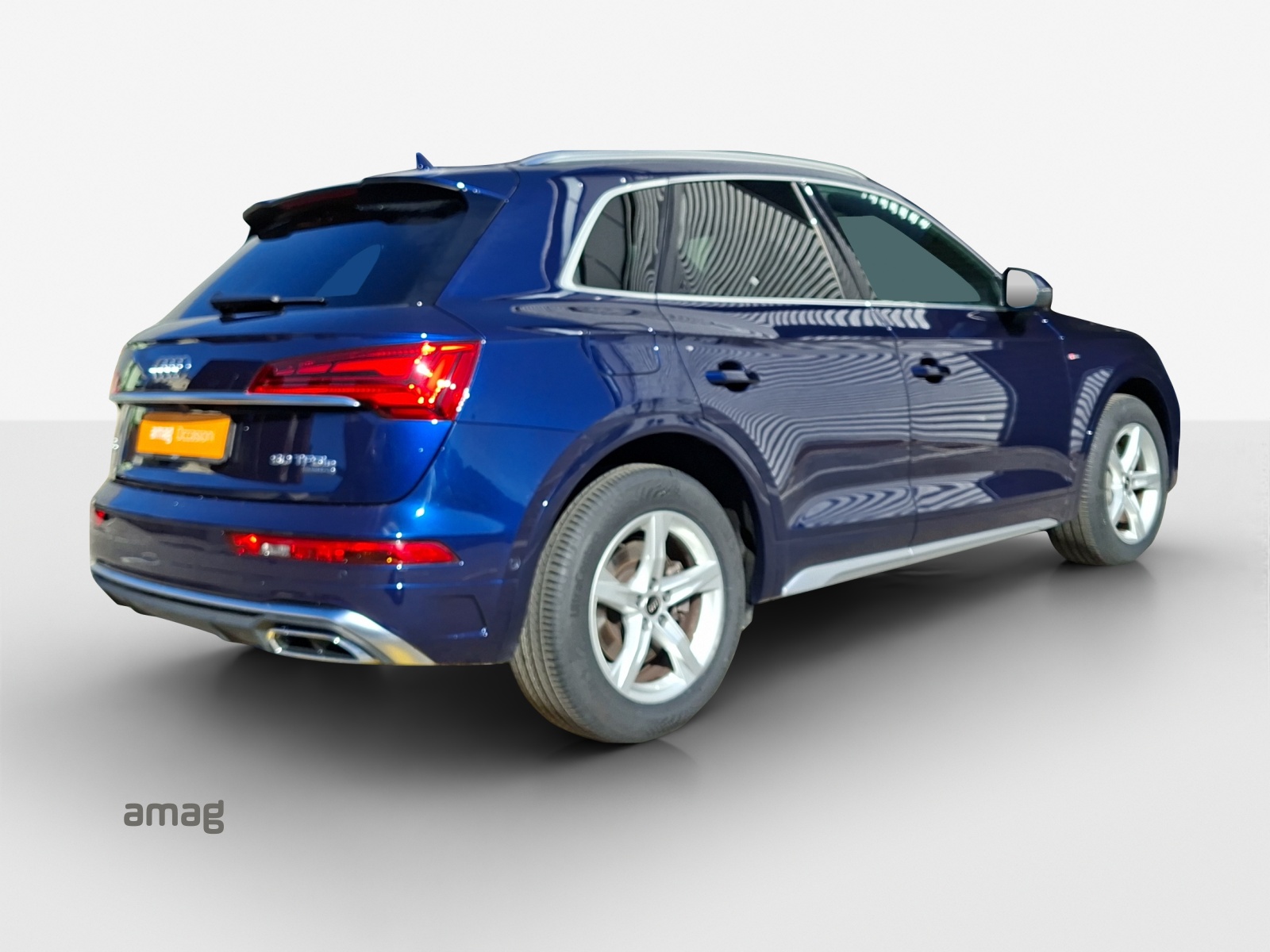 AUDI Q5 50 TFSI e PHEV S line quattro S-tronic-image-5