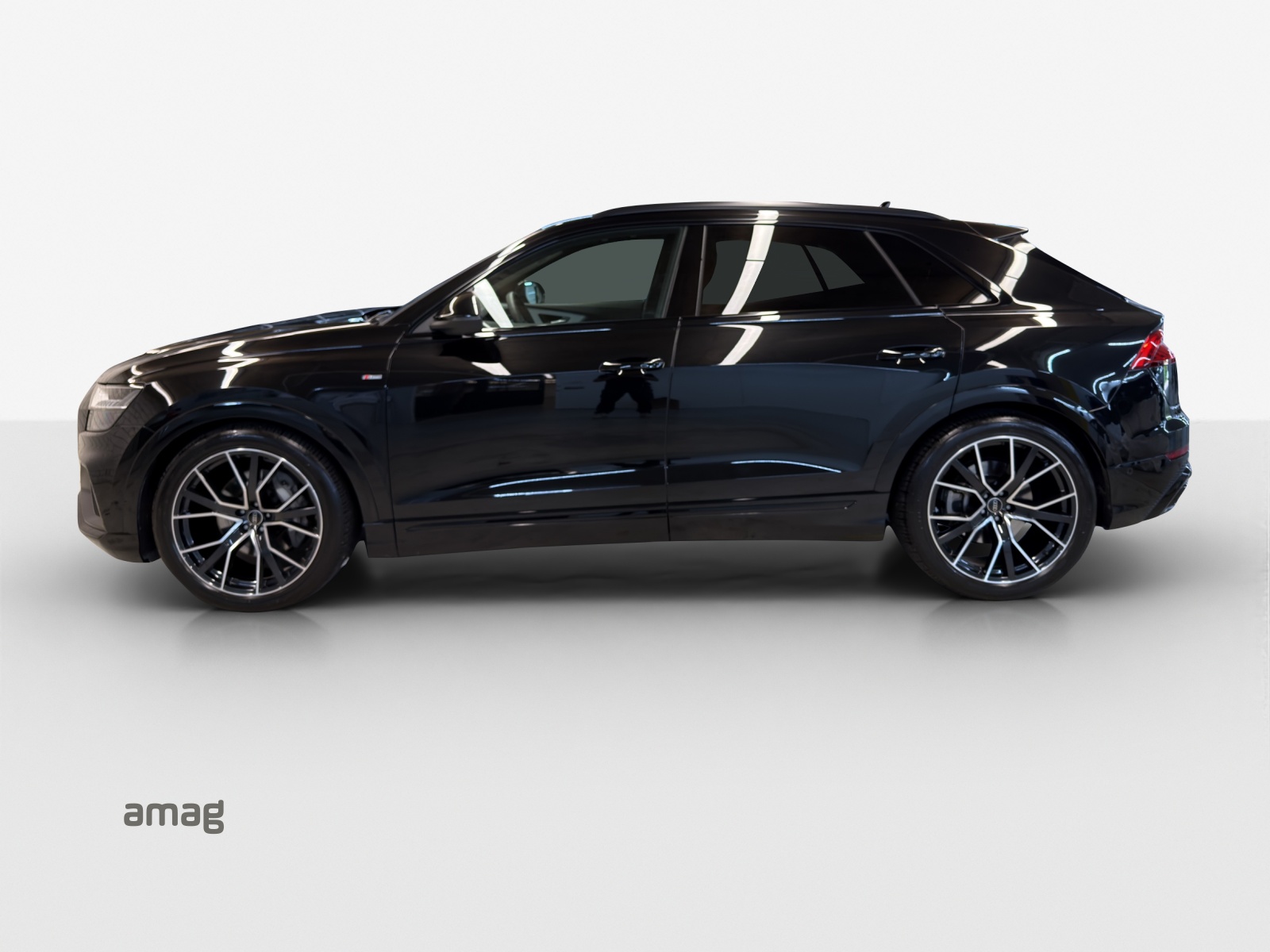 AUDI Q8 45 TDI Black Edition quattro tiptronic-showroom-element-1