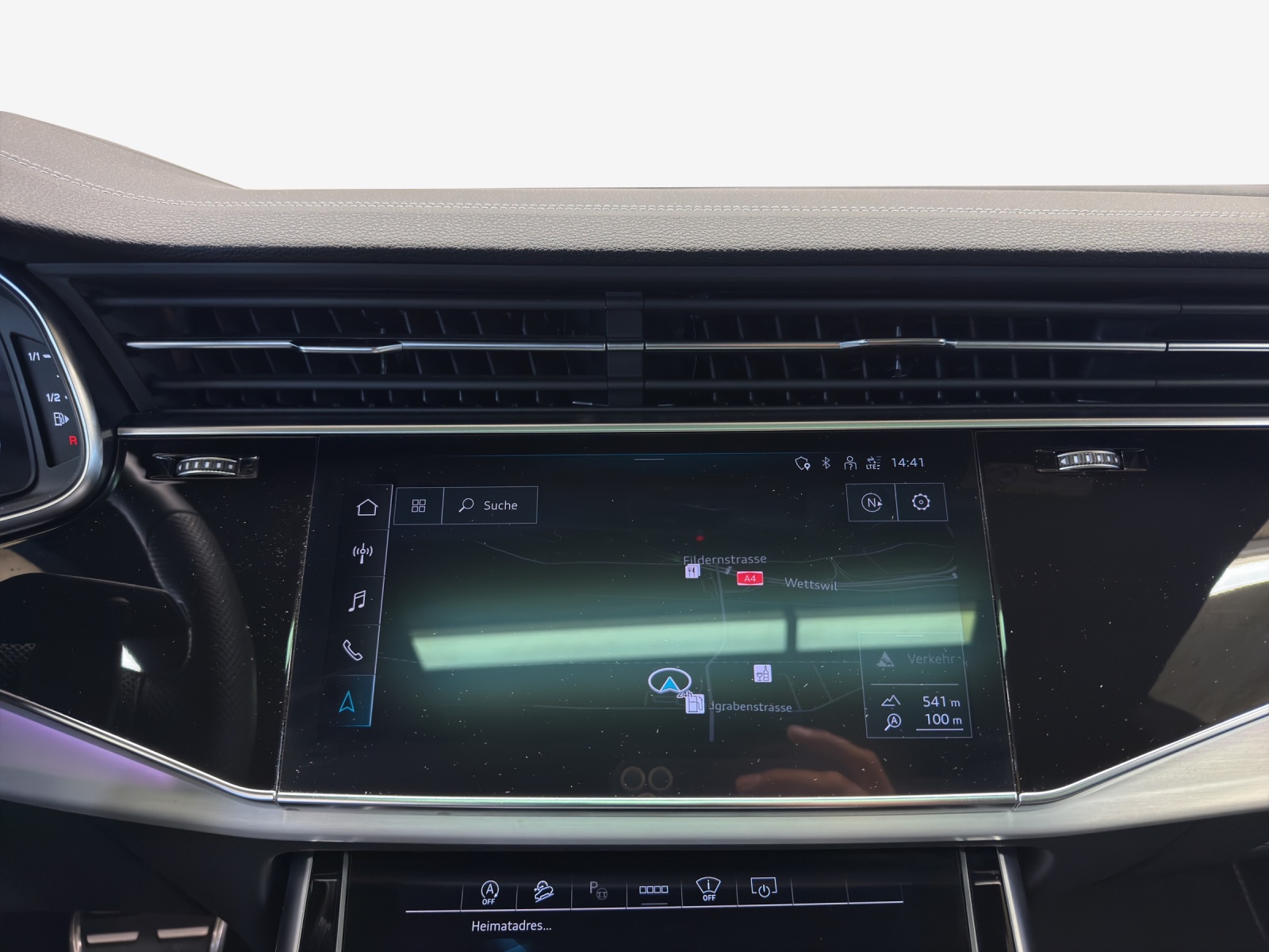 AUDI Q8 45 TDI Black Edition quattro tiptronic-image-10