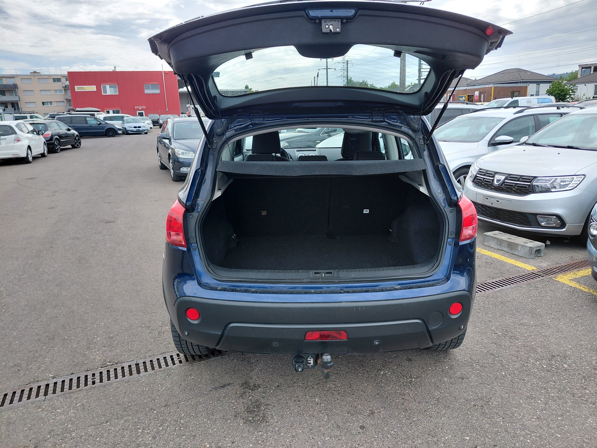 NISSAN Qashqai 2.0 4WD i-Way-image-11