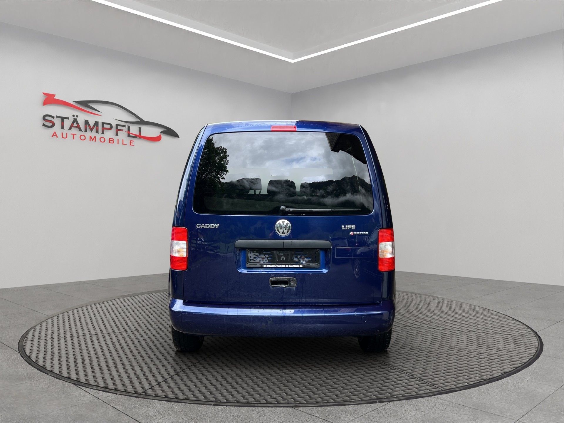 VW Caddy Life 1.9TDI PD 4Motion-image-3