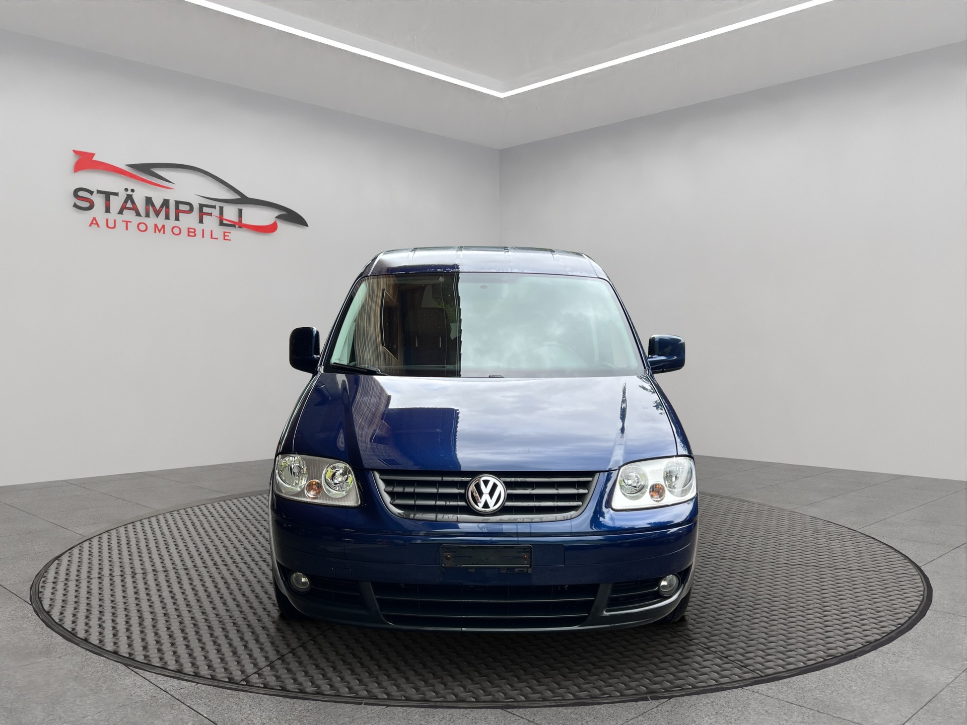 VW Caddy Life 1.9TDI PD 4Motion-image-4