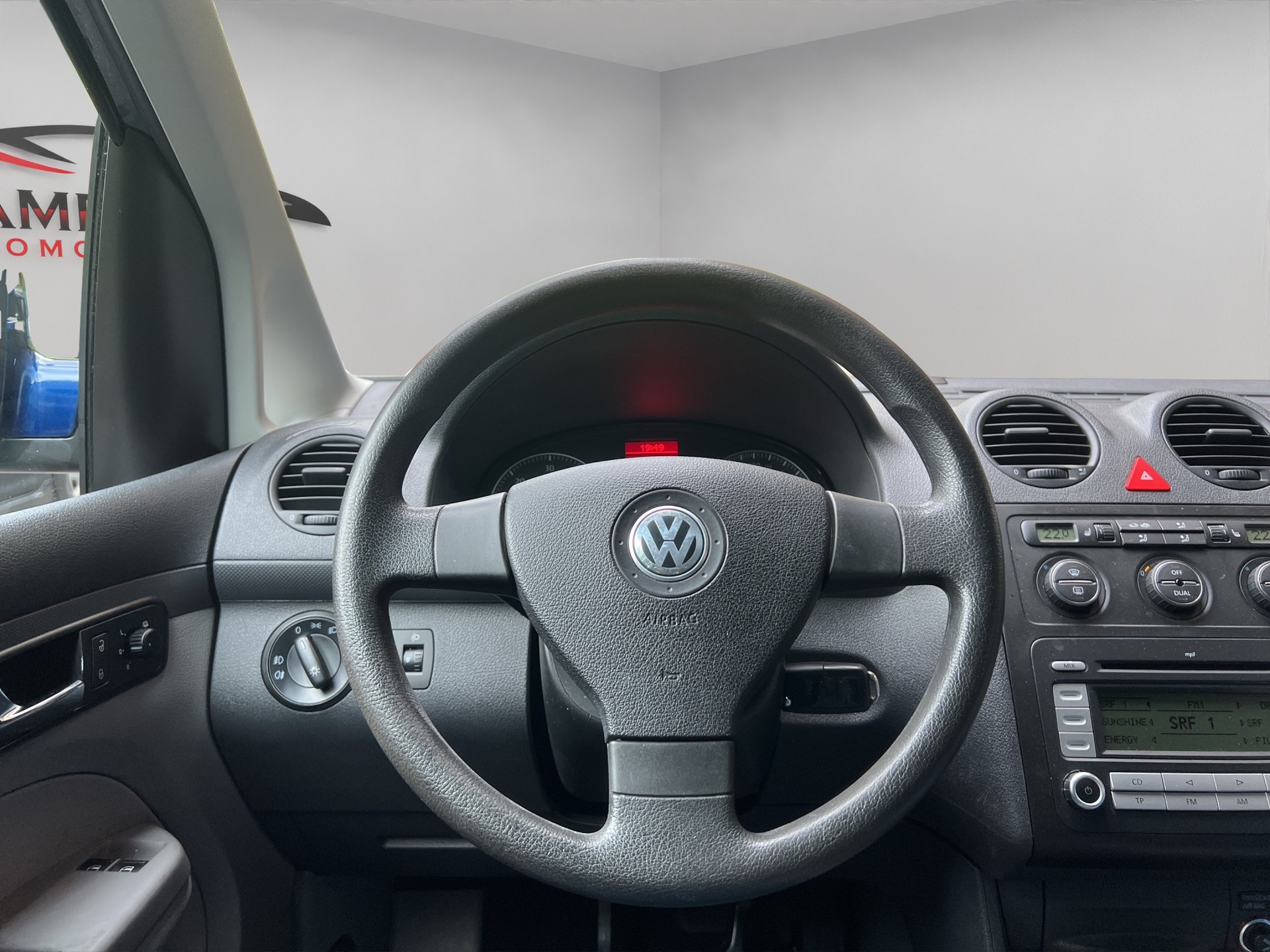 VW Caddy Life 1.9TDI PD 4Motion-image-7