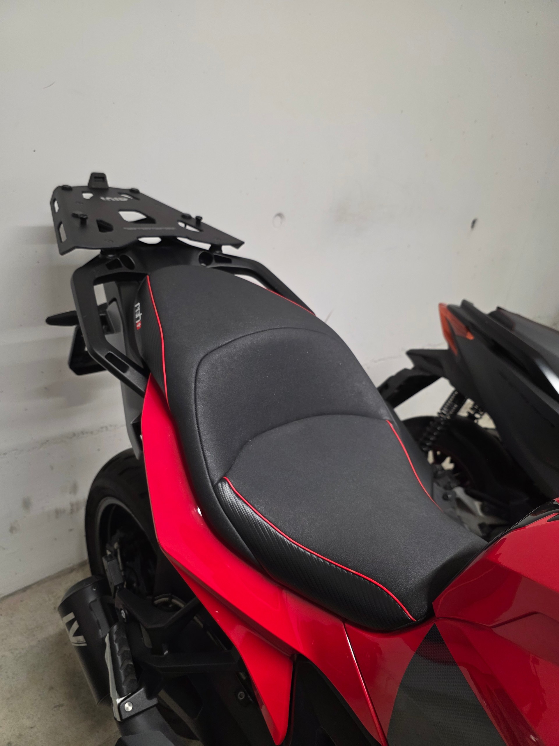 BMW S 1000 XR ABS-image-6