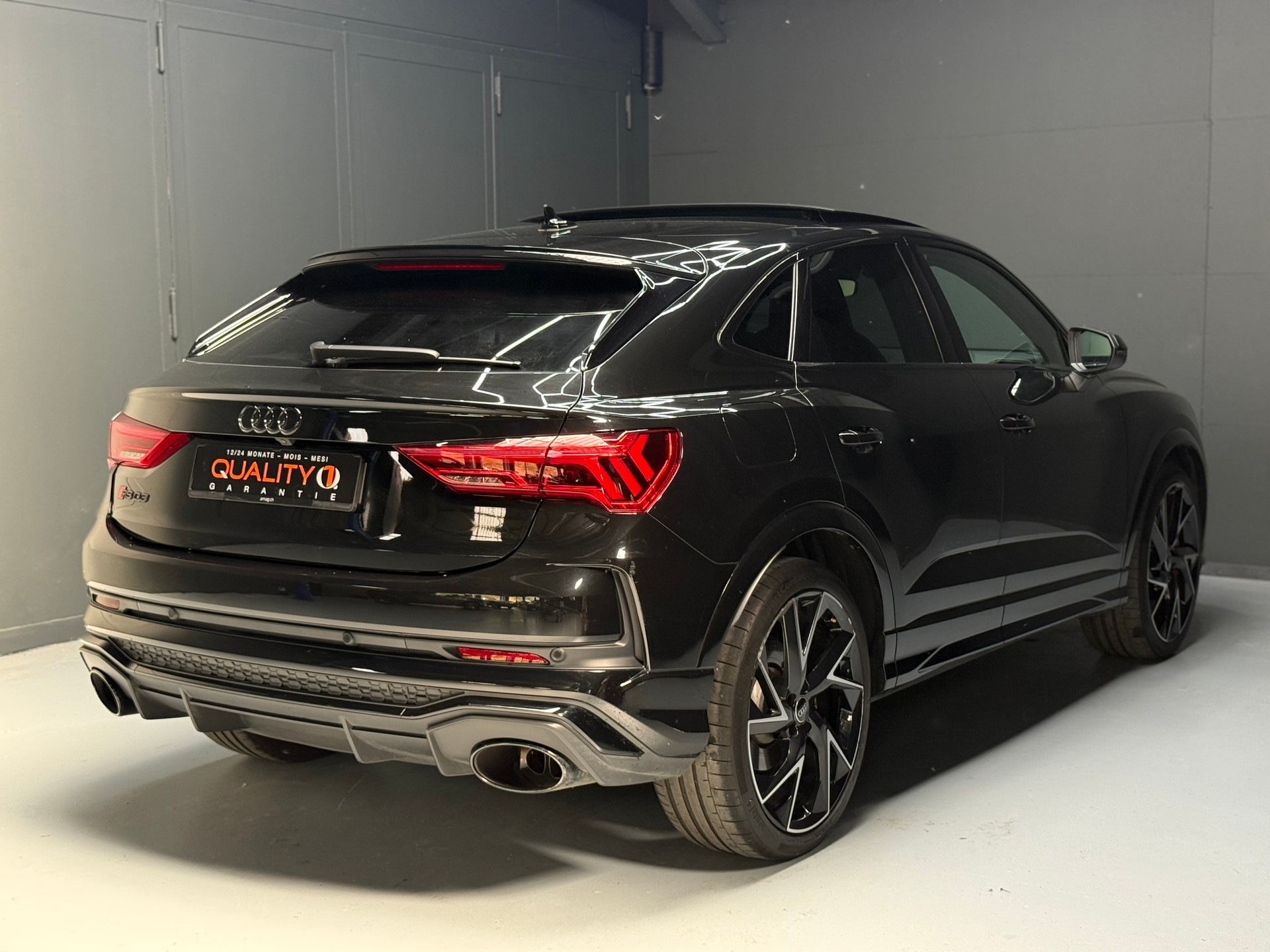 AUDI RS Q3 Sportback quattro S tronic-image-5